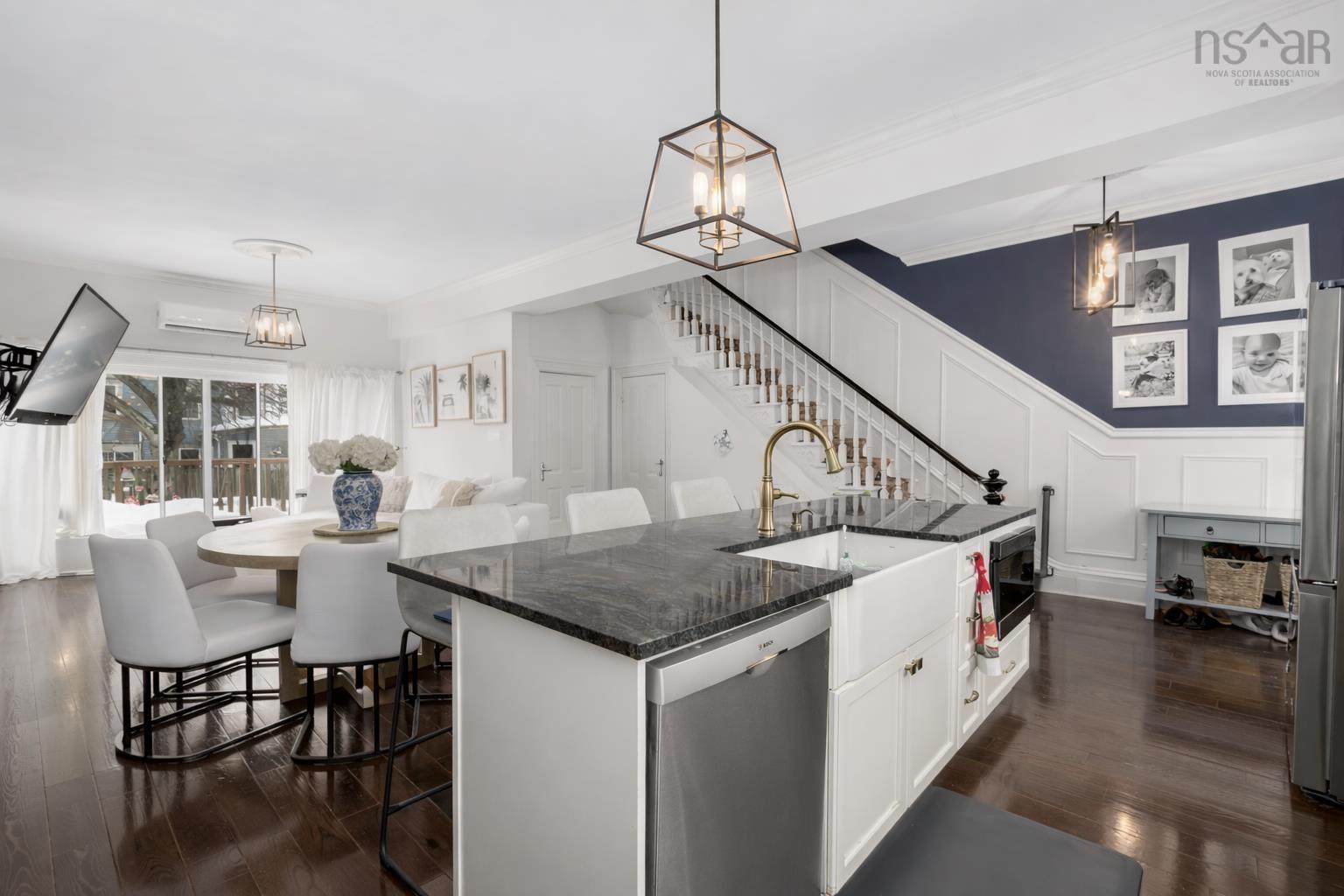 $1,250,000.00: 6028/6030 Cunard Street, Halifax