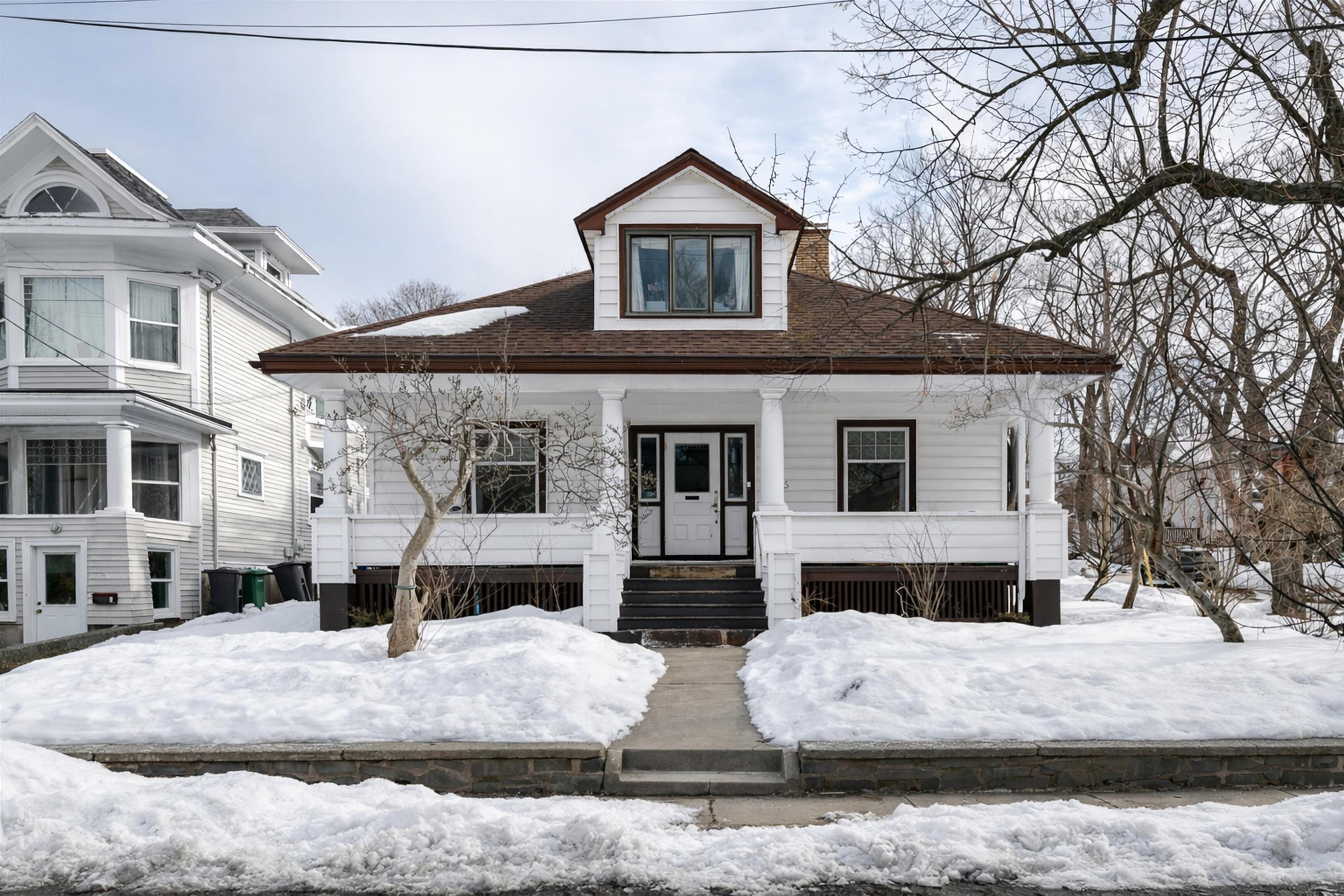 1645 Oxford Street, Halifax, NS (MLS 202604064)