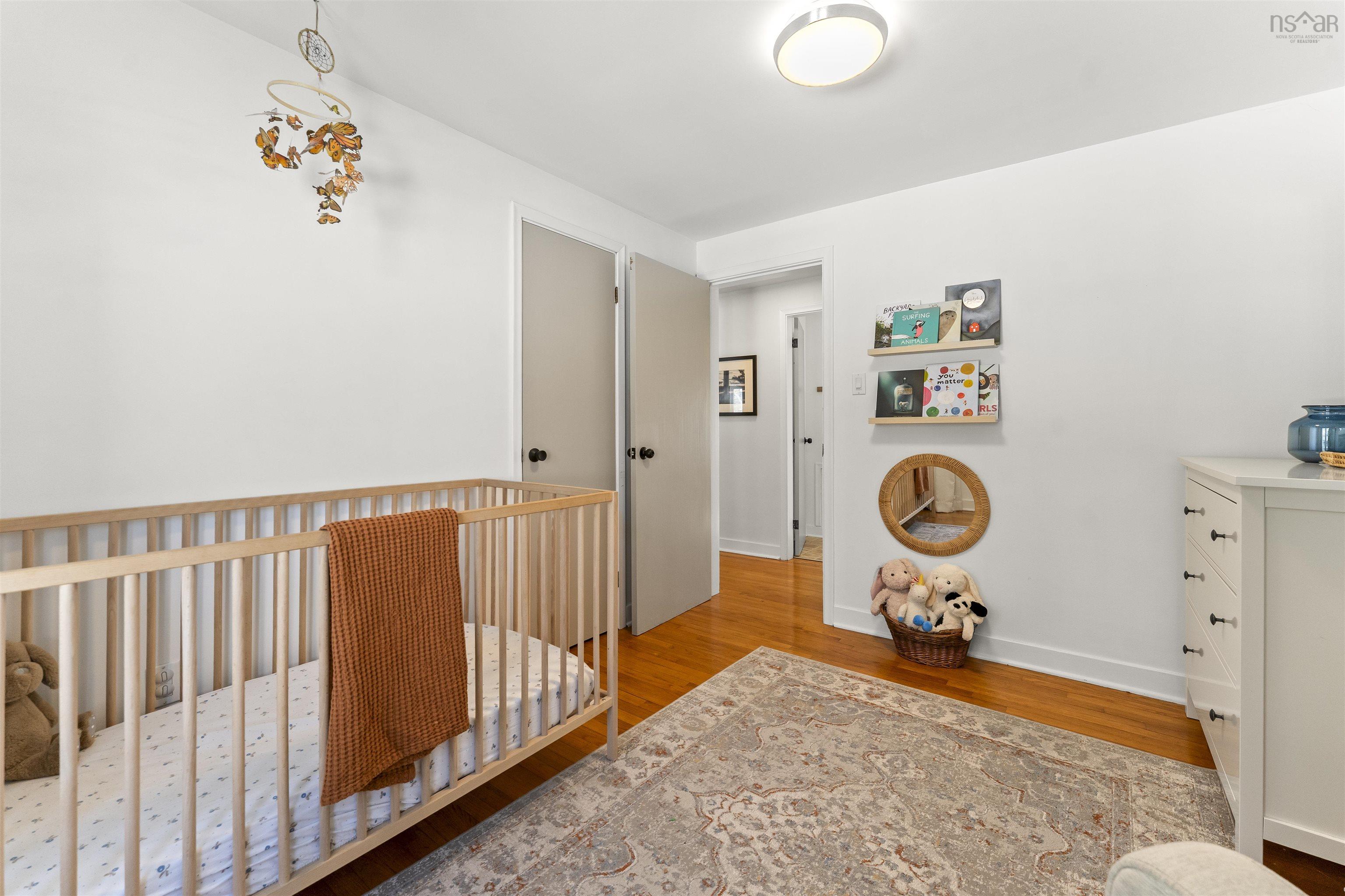 $569,900.00: 61 Helene Avenue, Woodlawn