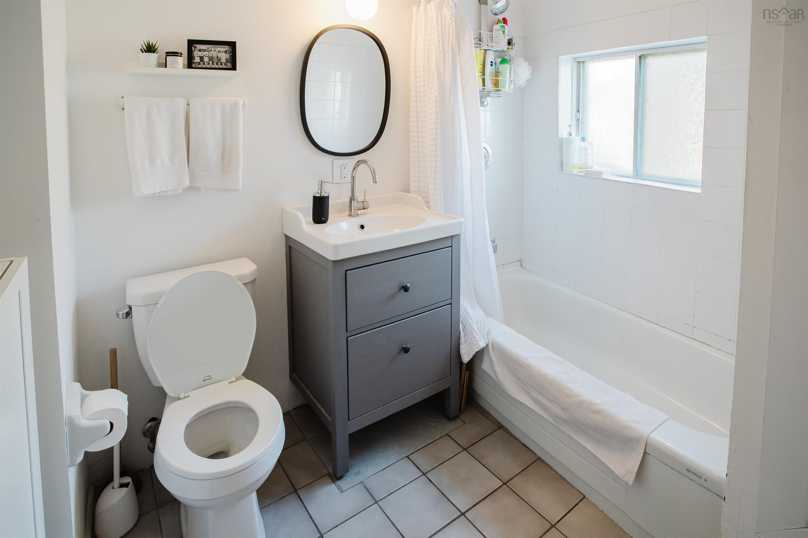 5654 Nora Bernard Street, Halifax, NS (MLS 202604069)