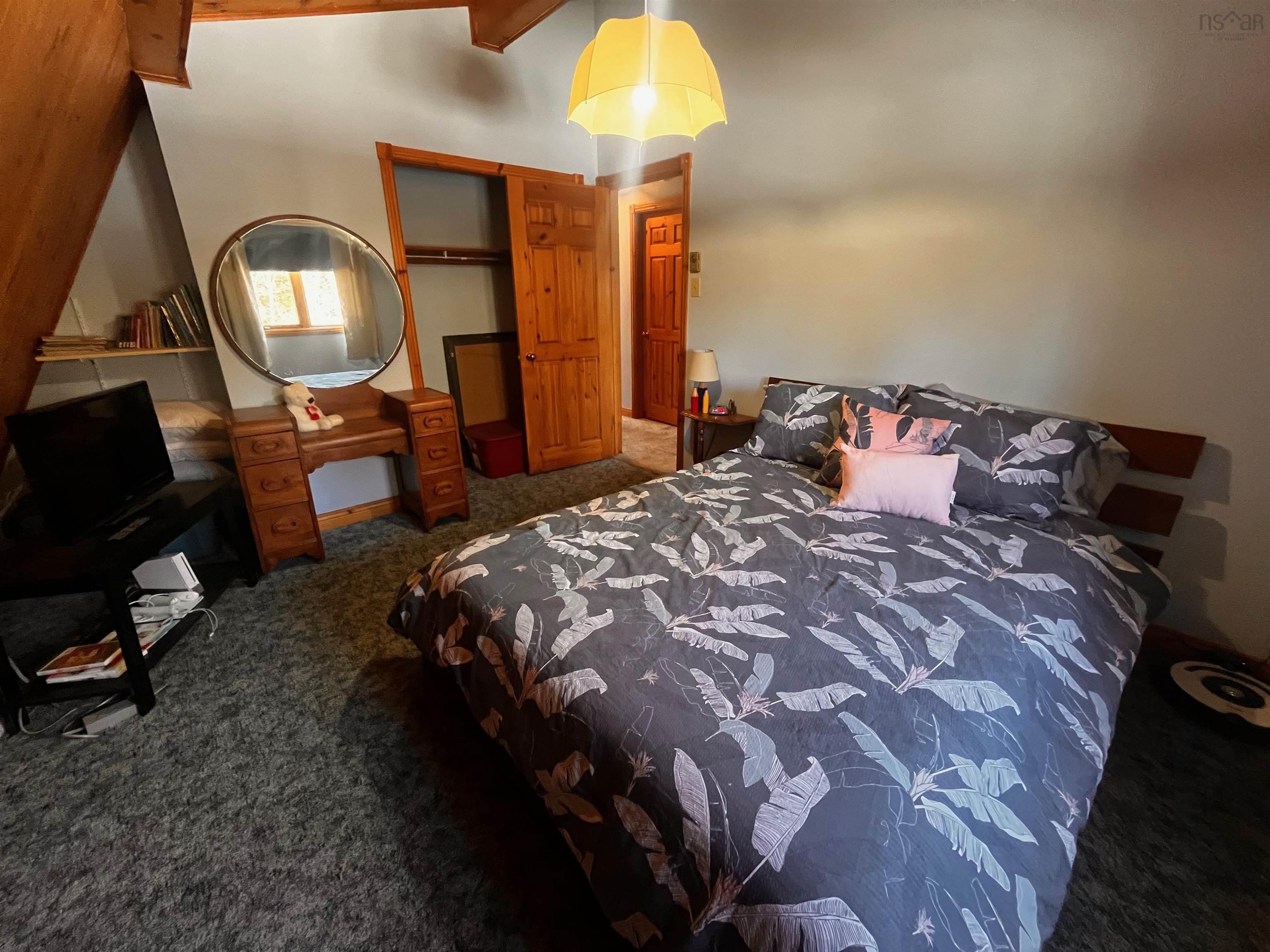 $335,000.00: 104 Cameron Road, Sherbrooke