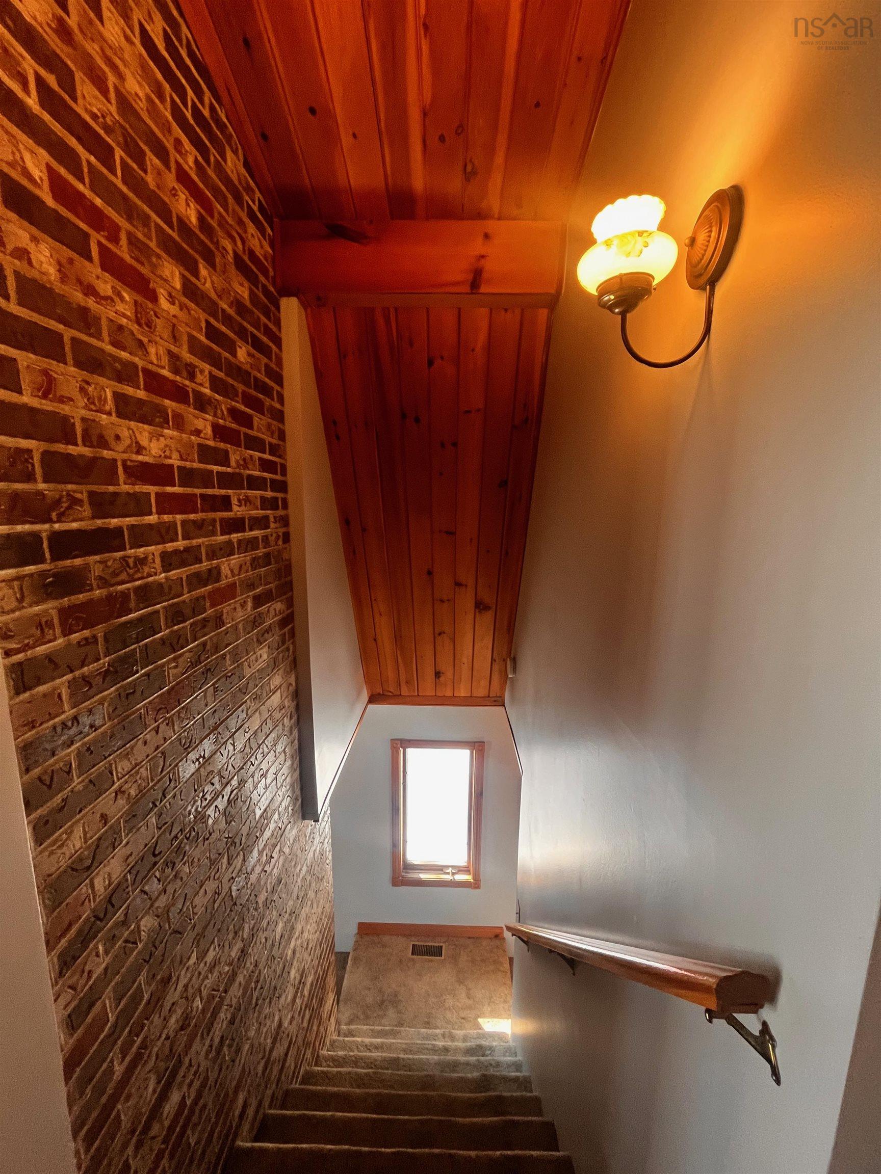$335,000.00: 104 Cameron Road, Sherbrooke