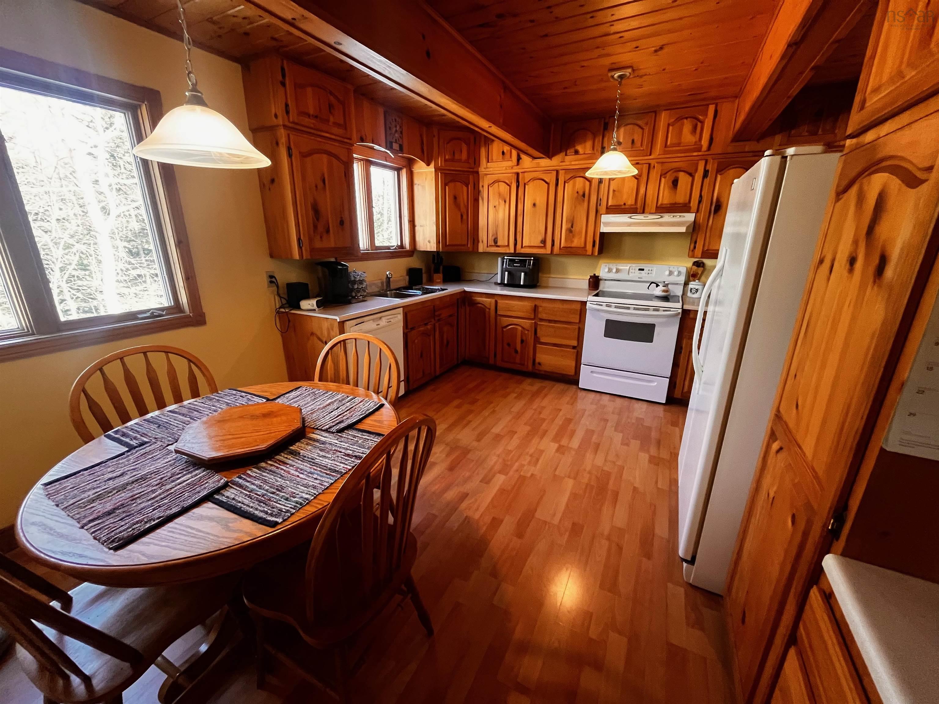 $335,000.00: 104 Cameron Road, Sherbrooke
