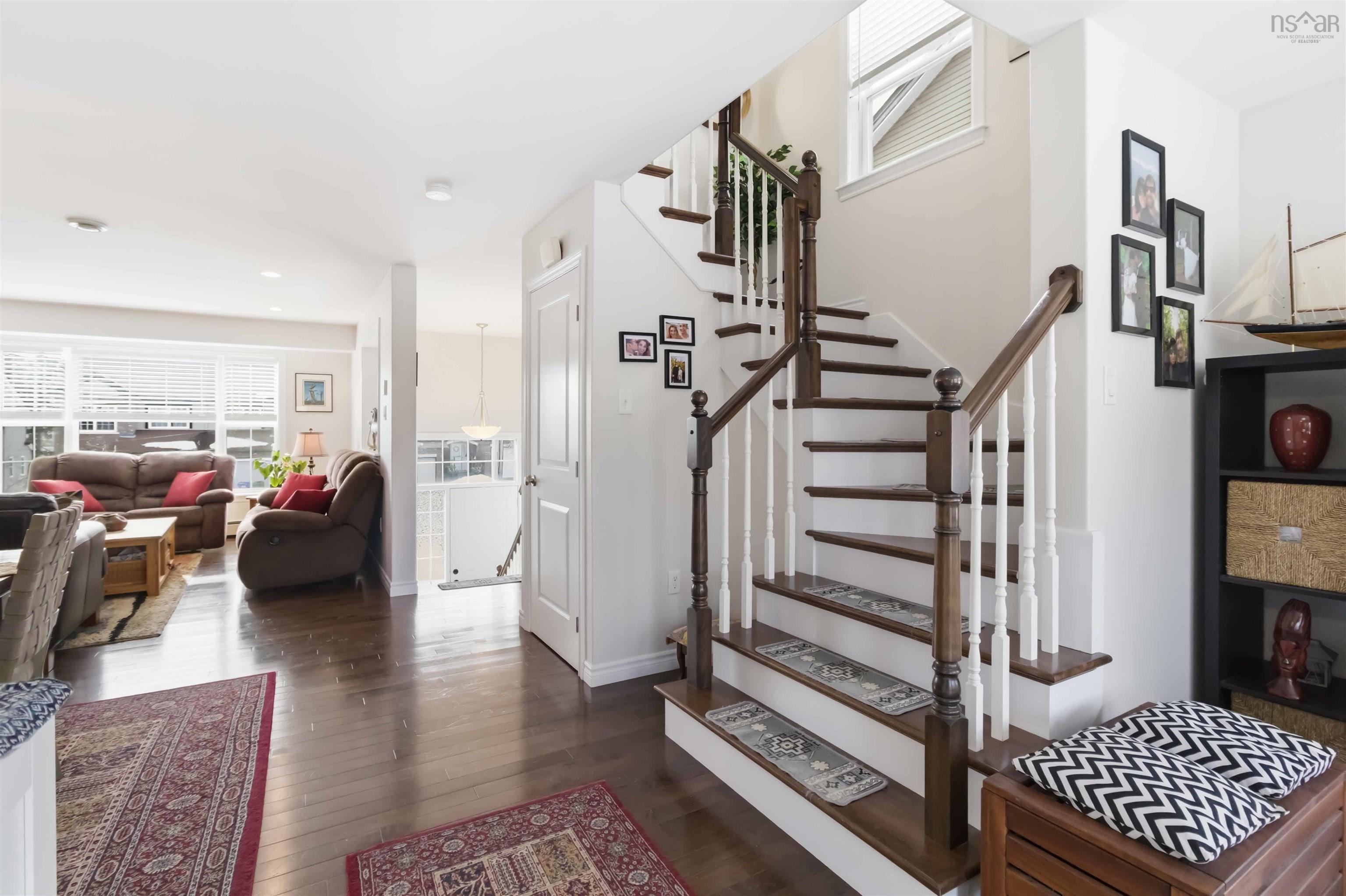 $625,000.00: 44 Morningfield Lane, Dartmouth