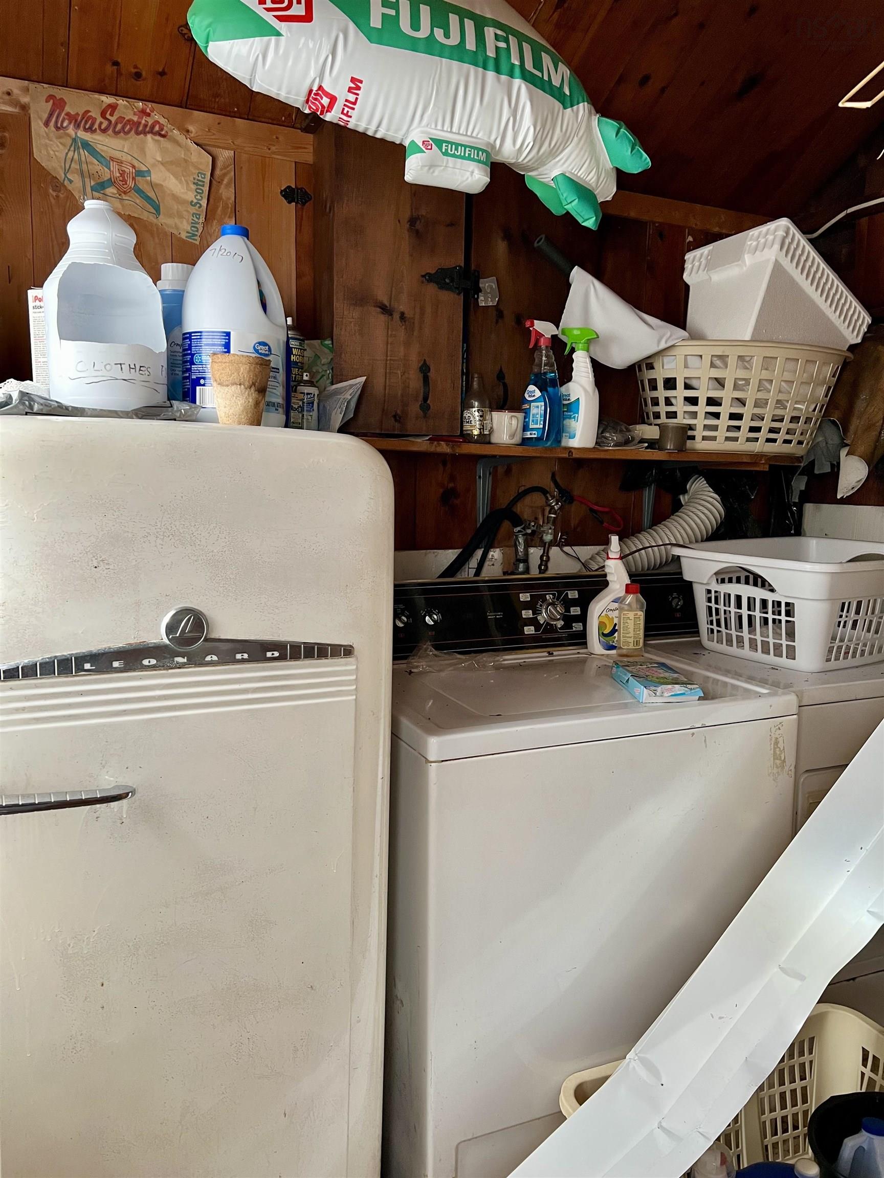 $375,000.00: 647 East Green Harbour, East Green Harbour