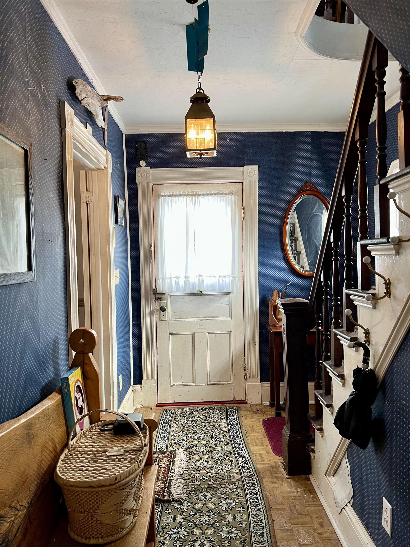 $375,000.00: 647 East Green Harbour, East Green Harbour