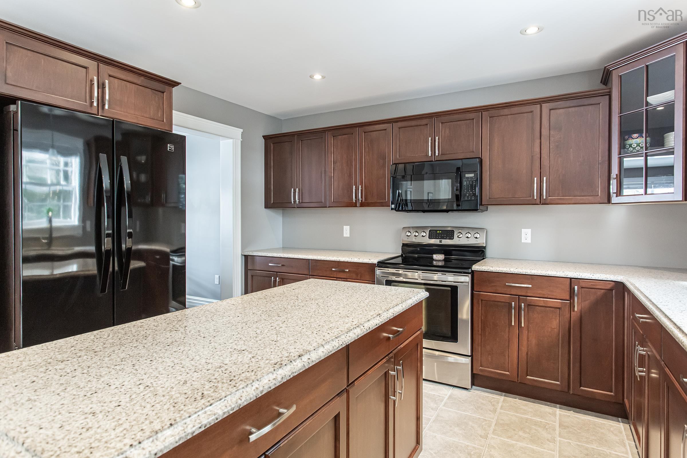 $660,000.00: 48 Acadia Drive, Kentville