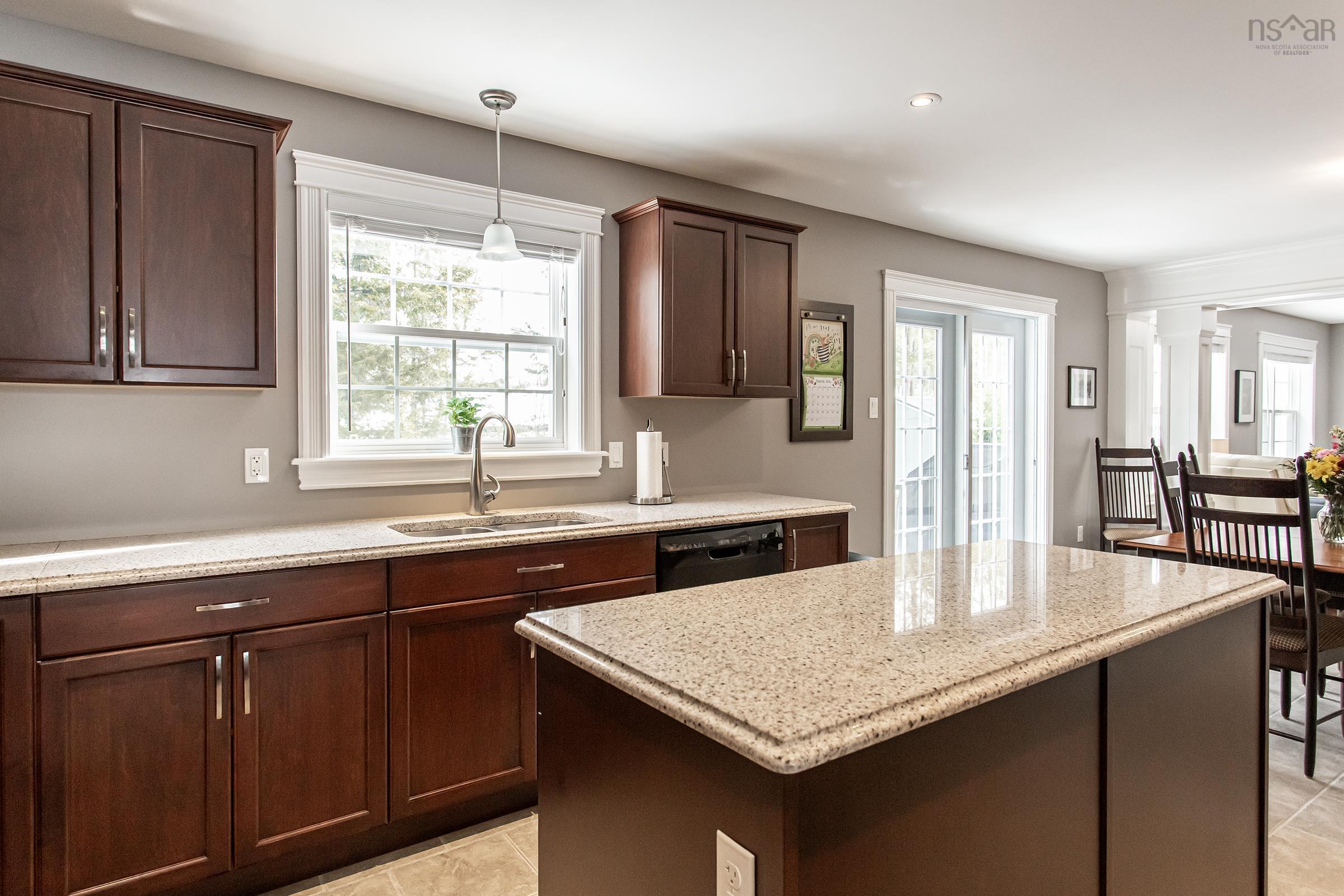 $660,000.00: 48 Acadia Drive, Kentville