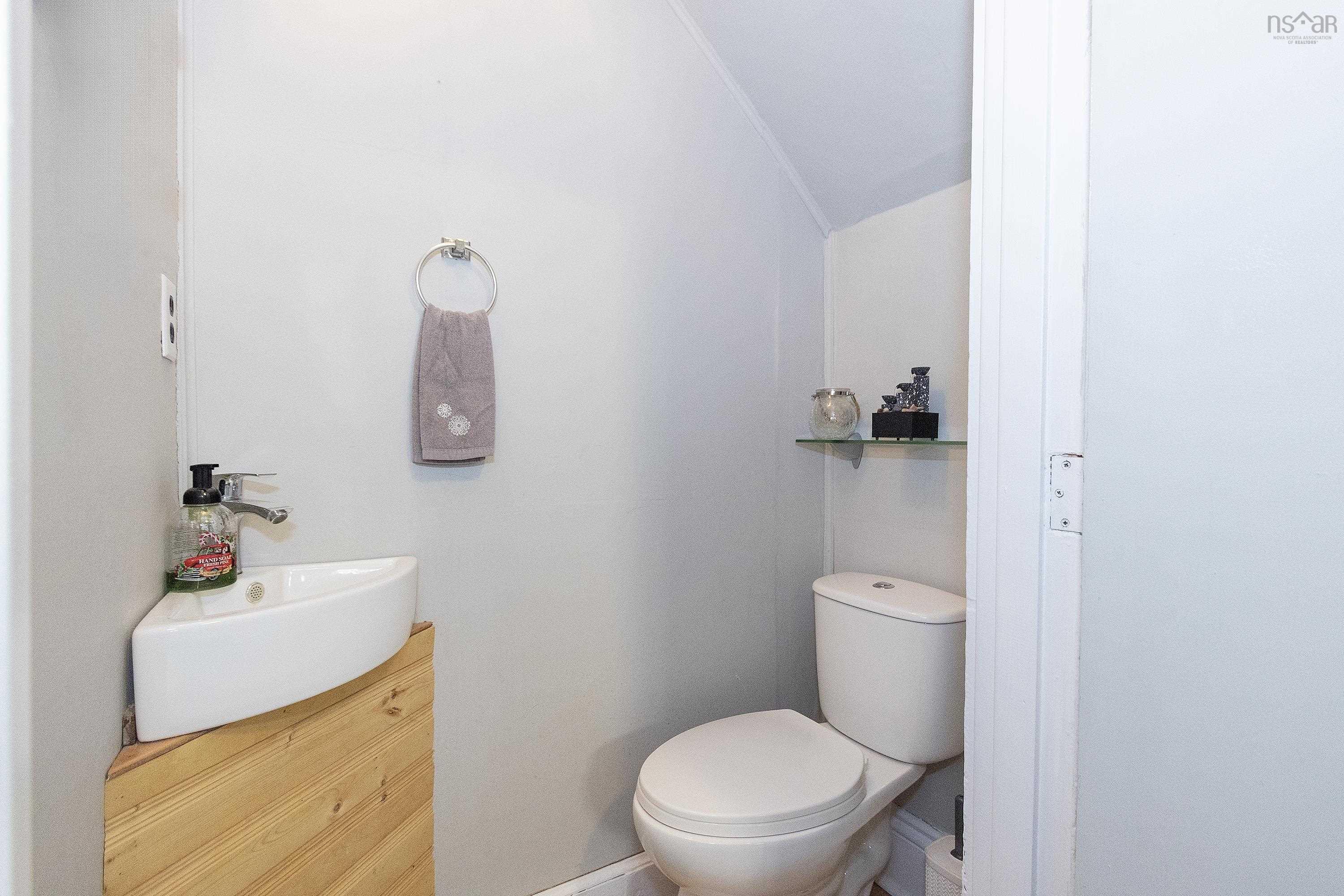 $169,900.00: 12 Albion Street, Amherst