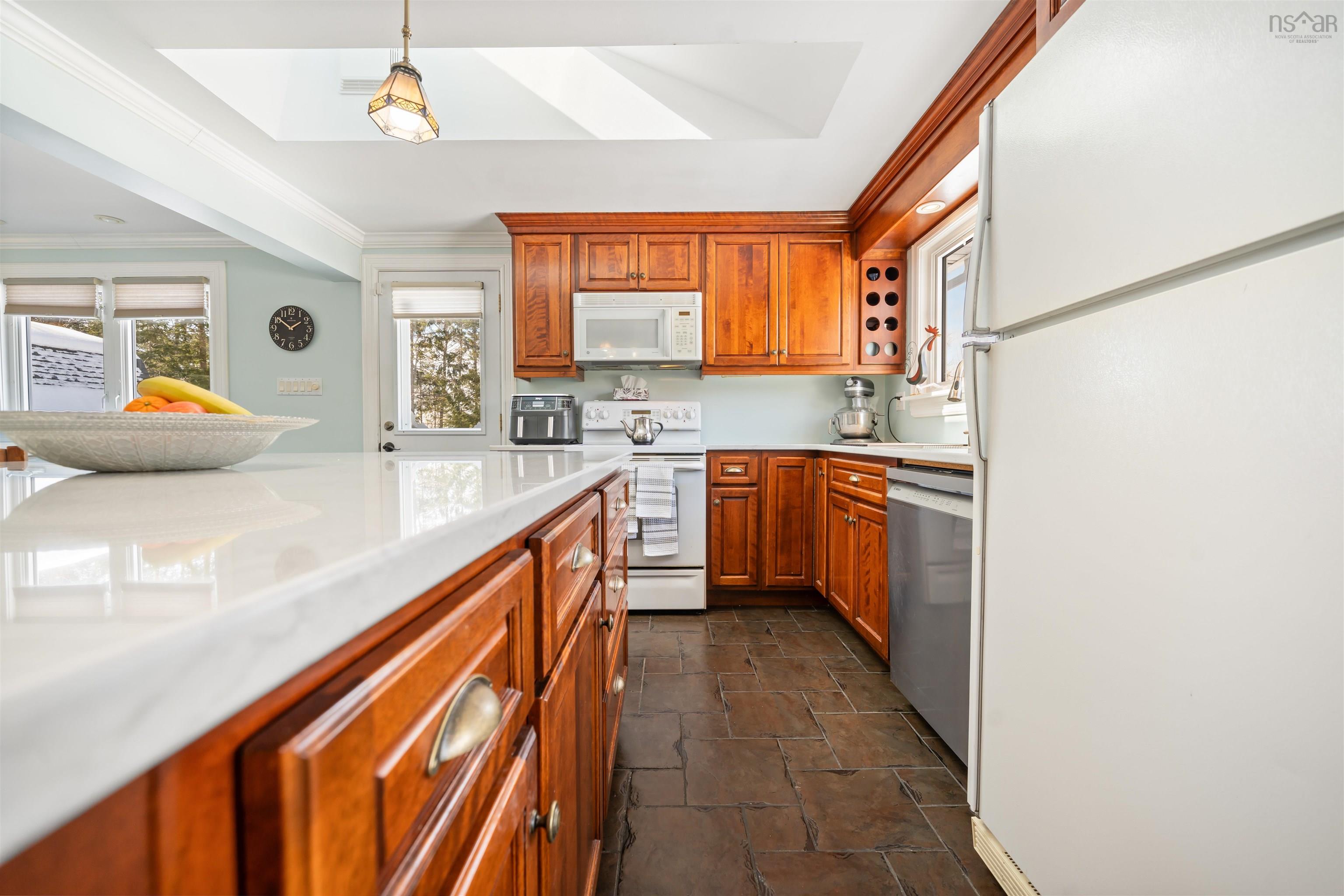 $389,900.00: 9393 Sherbrooke Road, Greenwood