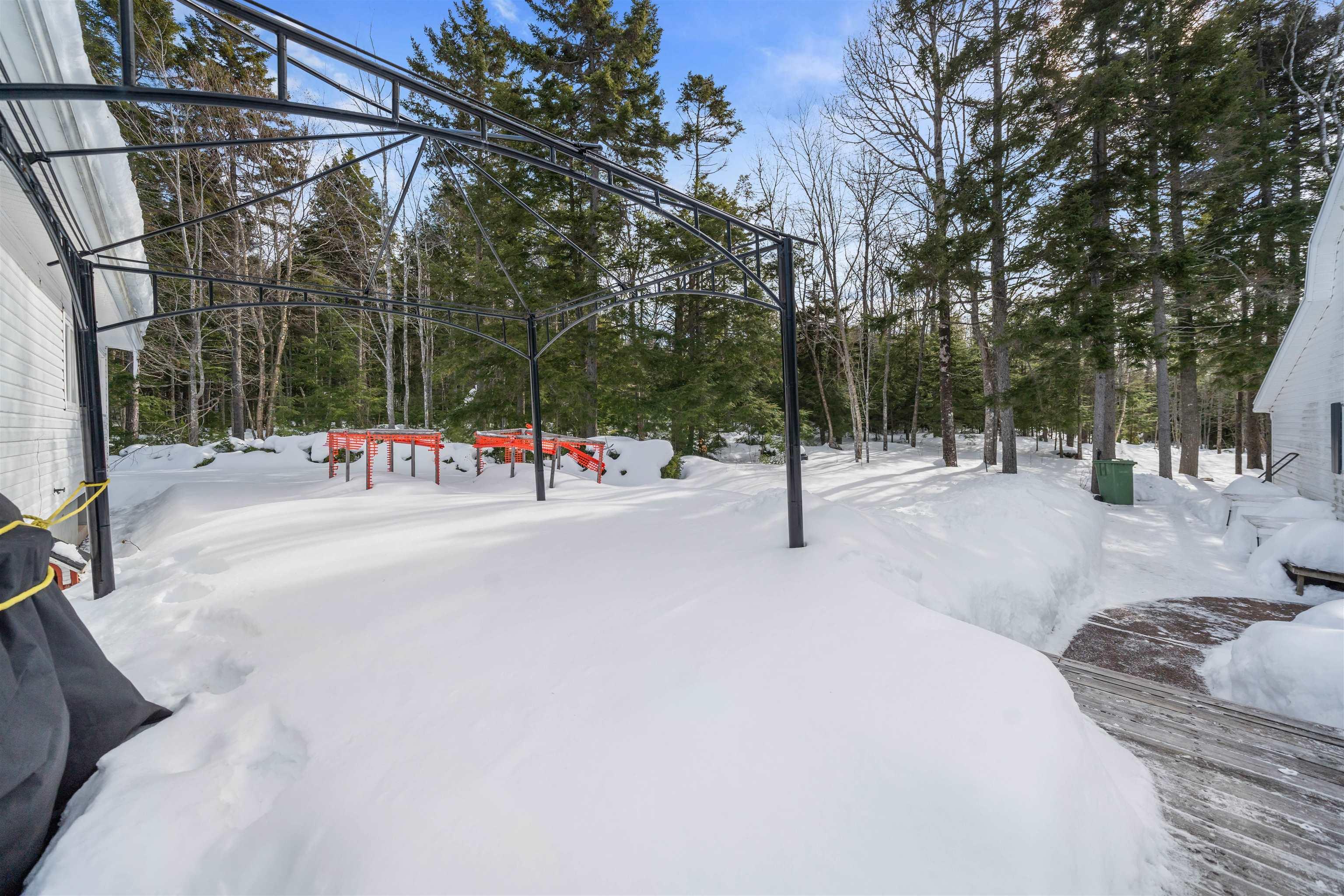 $389,900.00: 9393 Sherbrooke Road, Greenwood