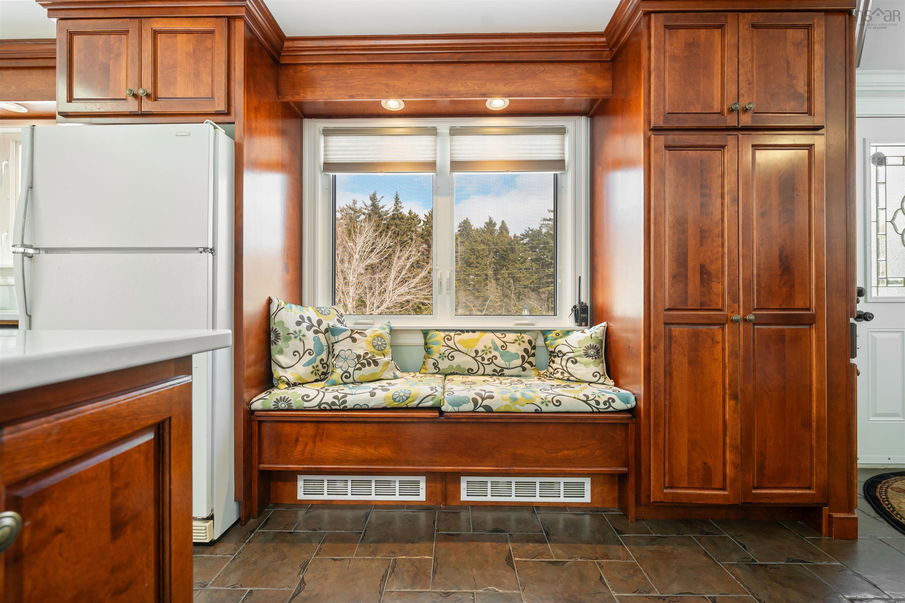 $389,900.00: 9393 Sherbrooke Road, Greenwood