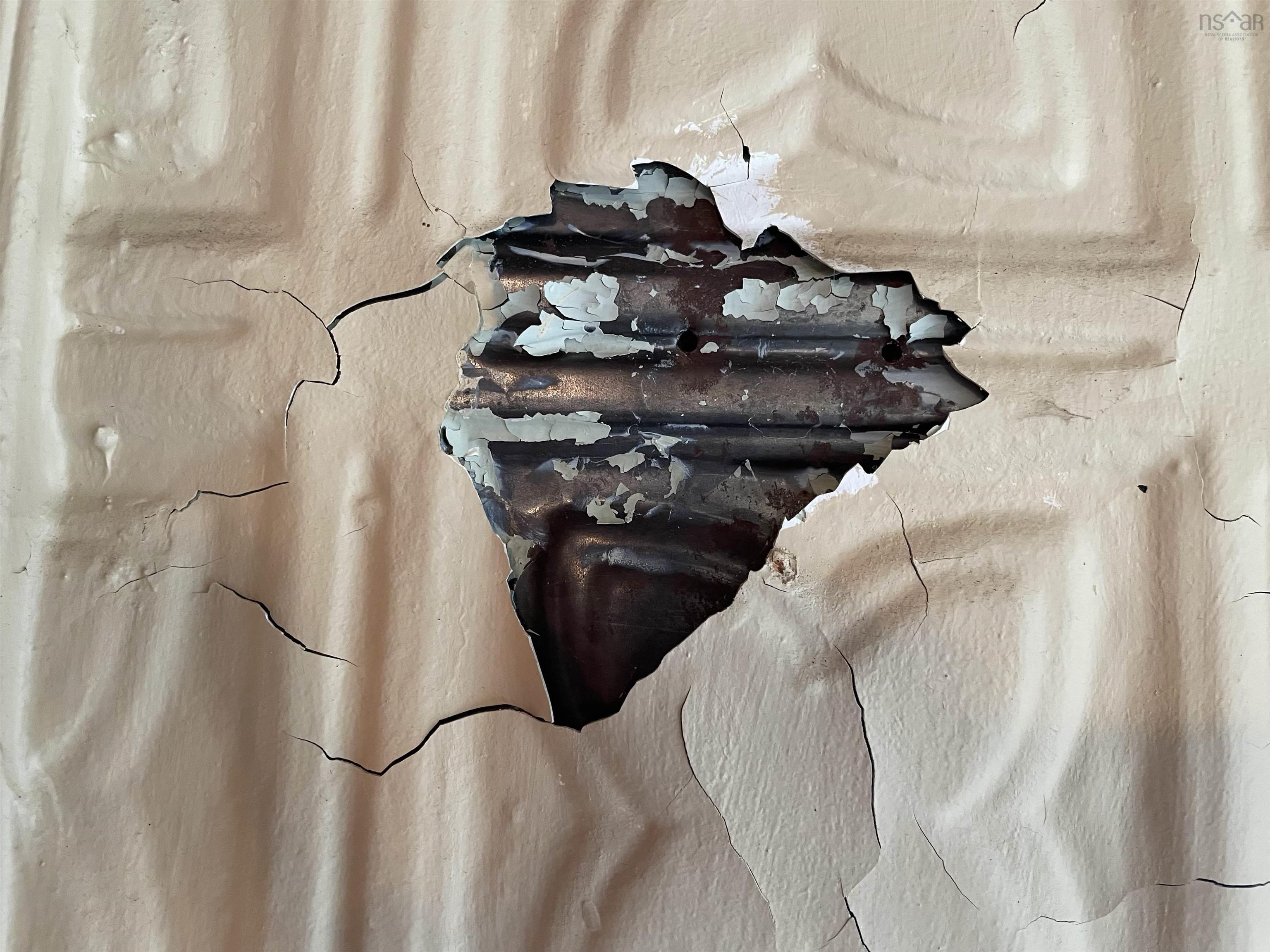 $149,900.00: 2082 Highway 247, L