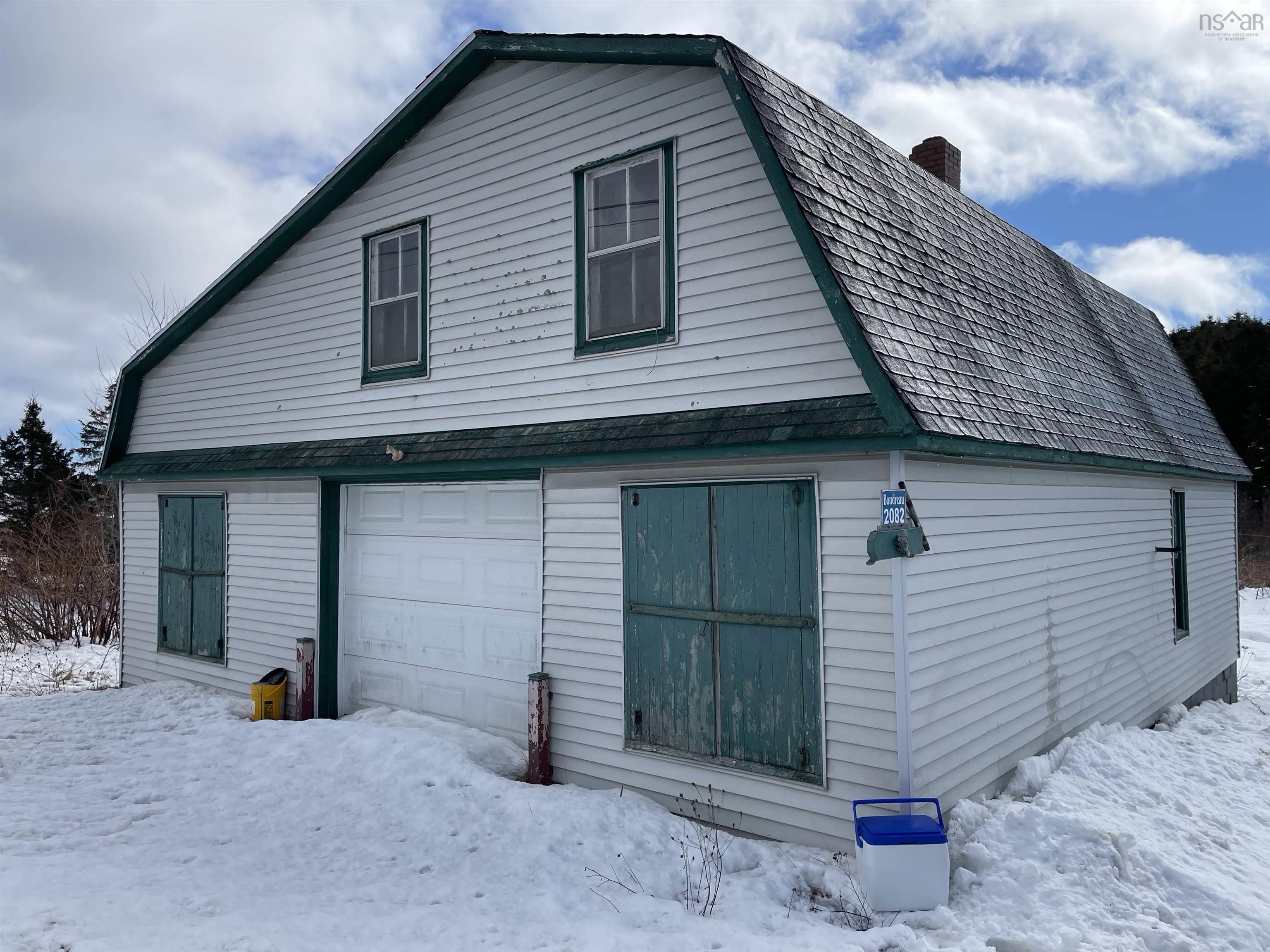 $149,900.00: 2082 Highway 247, L