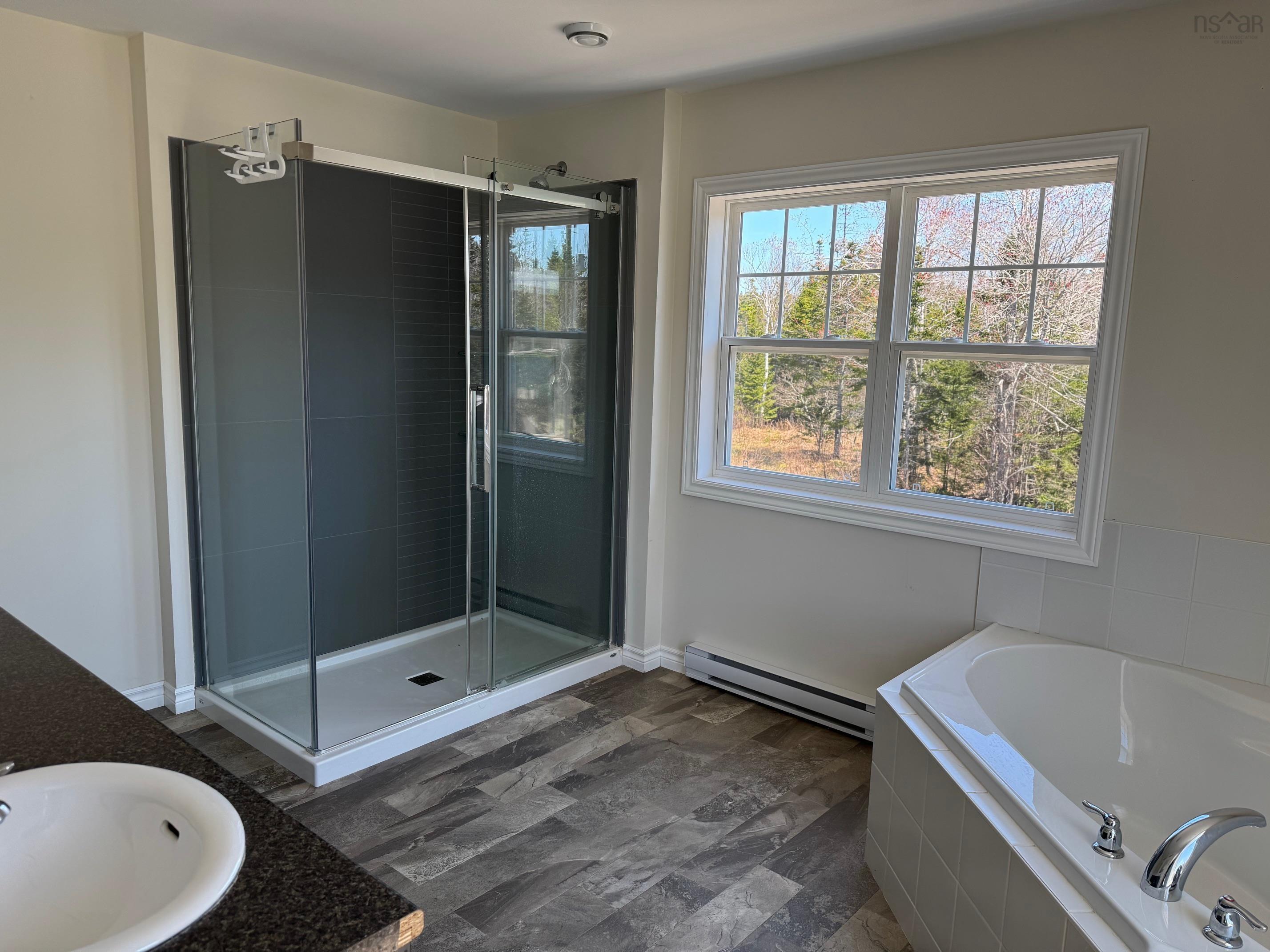 $699,000.00: 242 Rodney Drive, Malagawatch