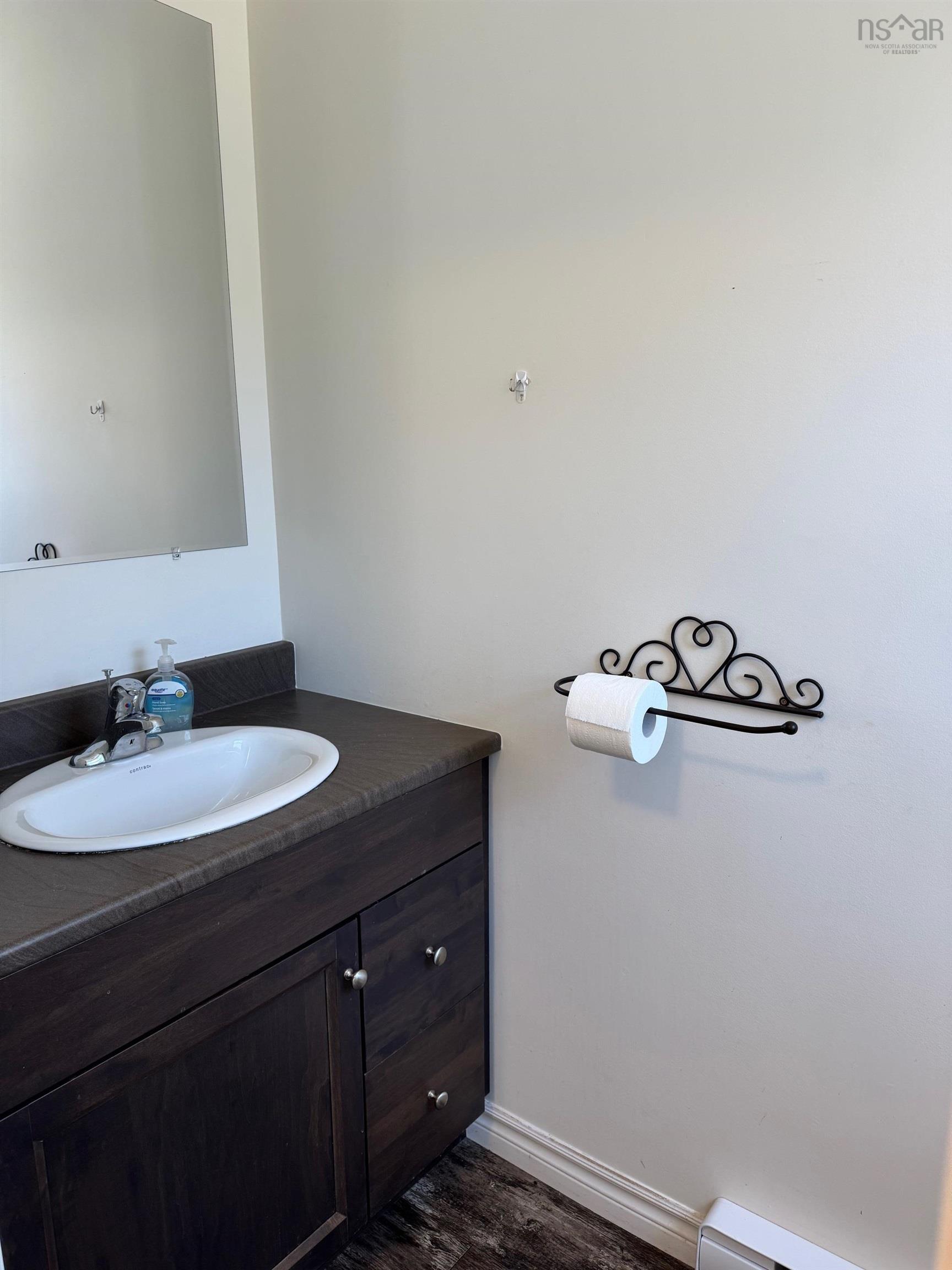 $699,000.00: 242 Rodney Drive, Malagawatch