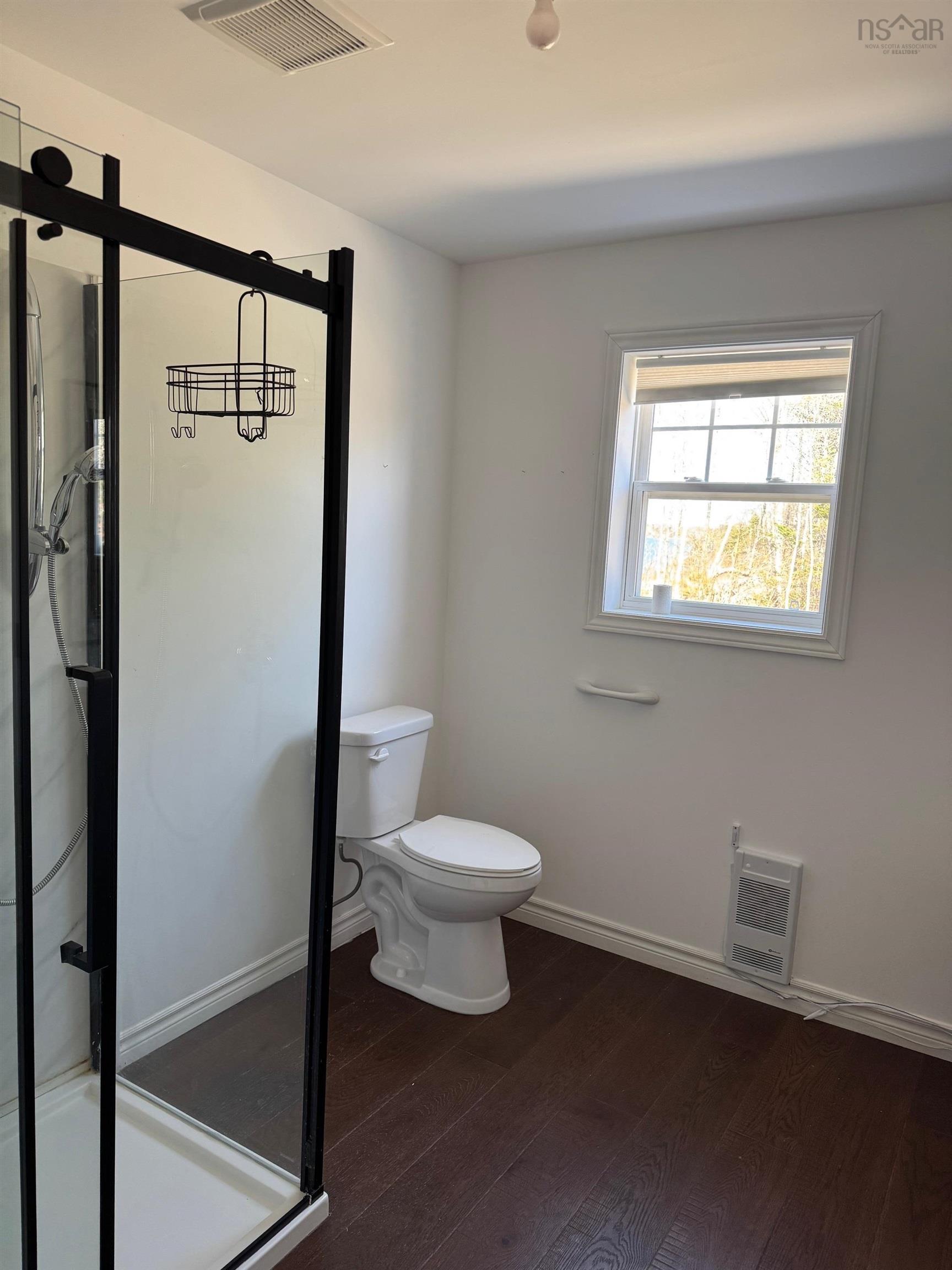 $699,000.00: 242 Rodney Drive, Malagawatch