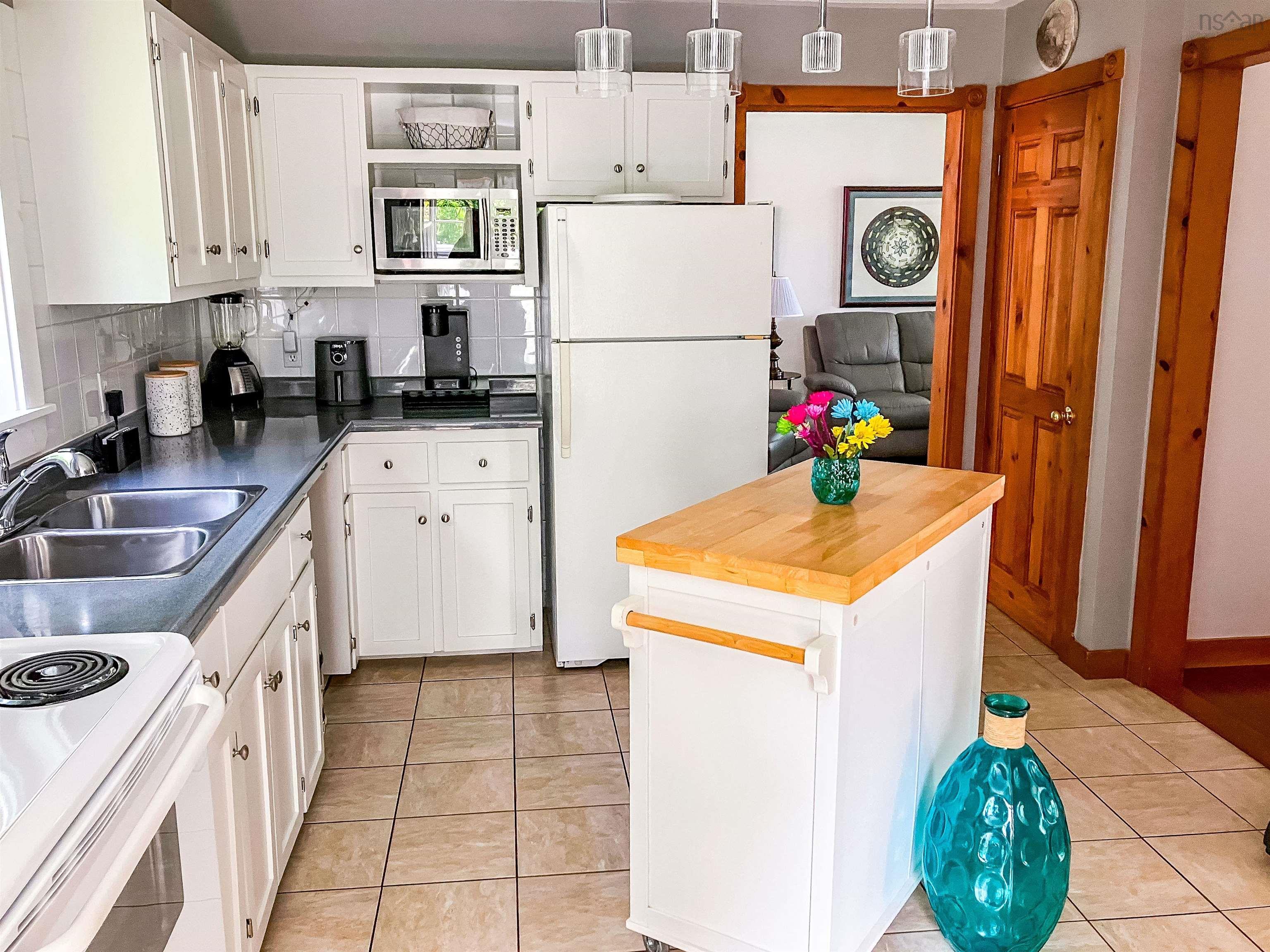 $499,000.00: 154 North Kemptville Road, Kemptville