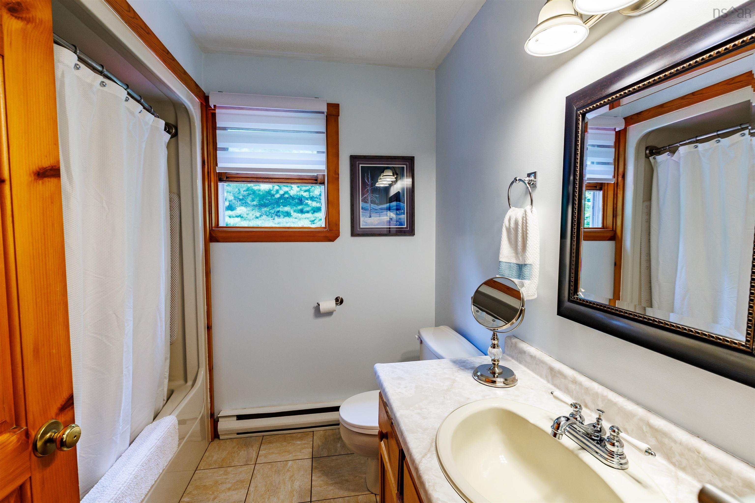 $499,000.00: 154 North Kemptville Road, Kemptville