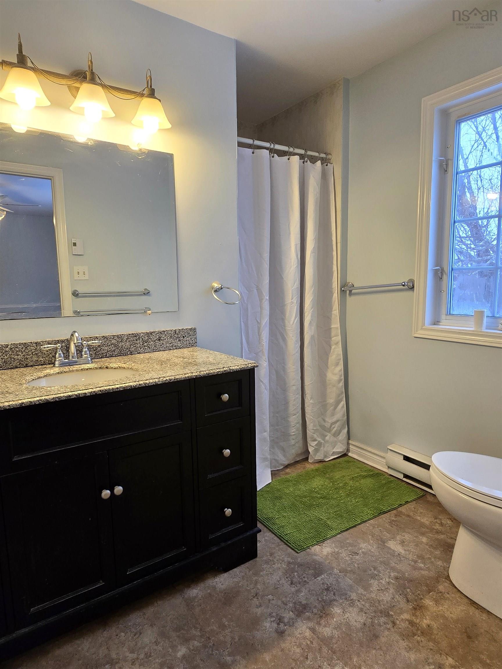 $629,900.00: 38 Sonia Drive, Lawrencetown