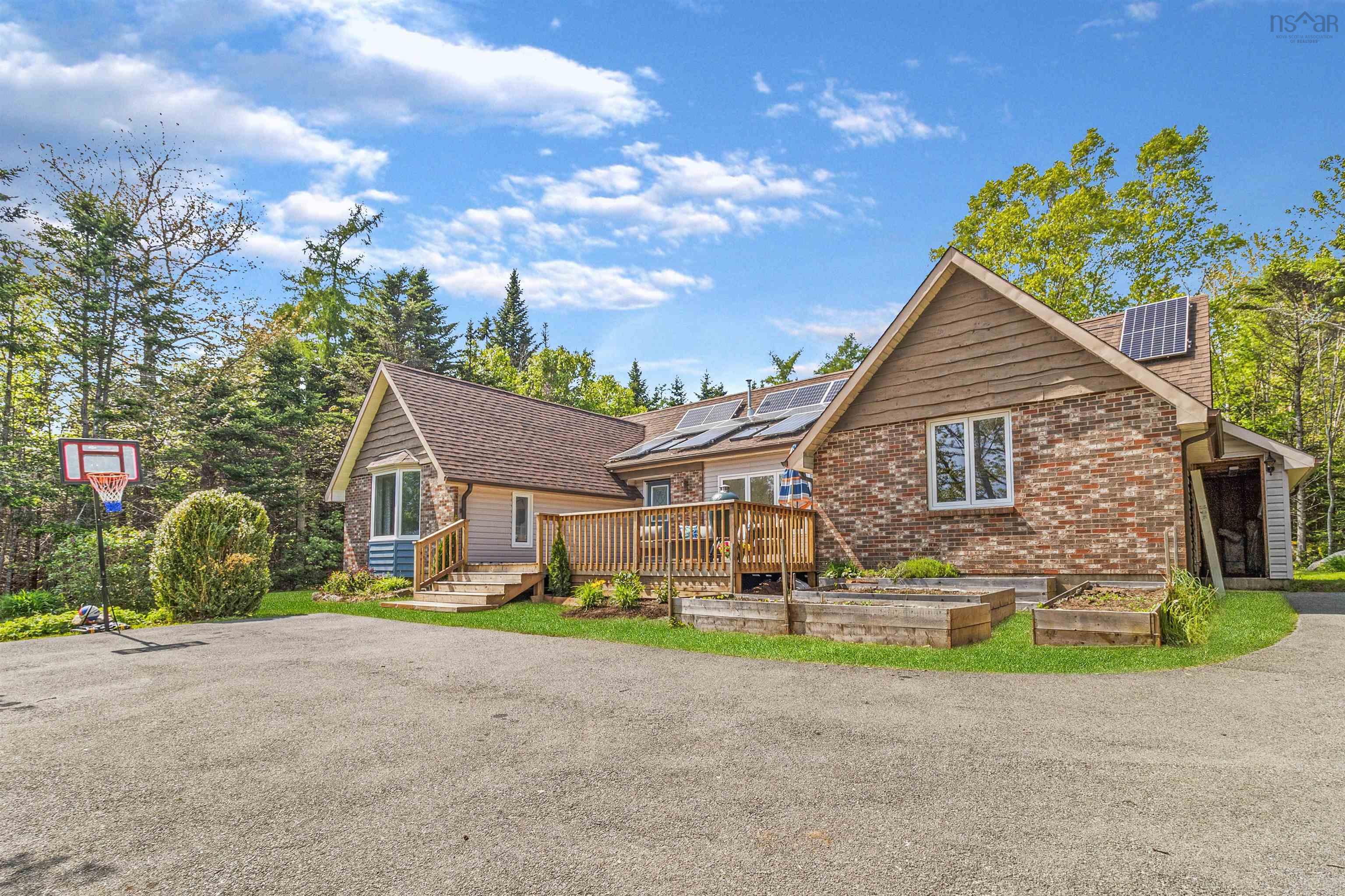 252 Hillside Drive, Boutiliers Point, NS (MLS 202604115)