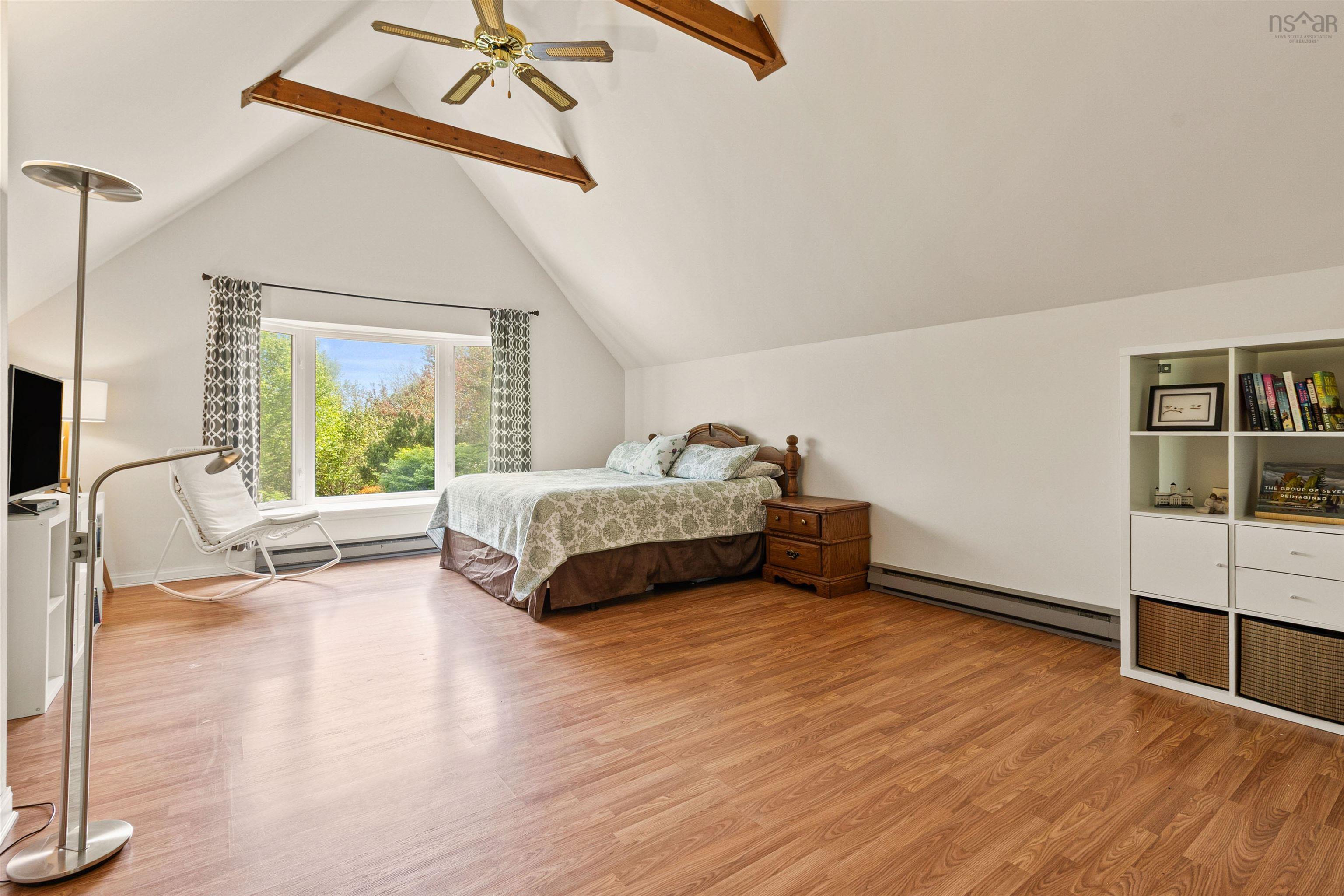 252 Hillside Drive, Boutiliers Point, NS (MLS 202604115)