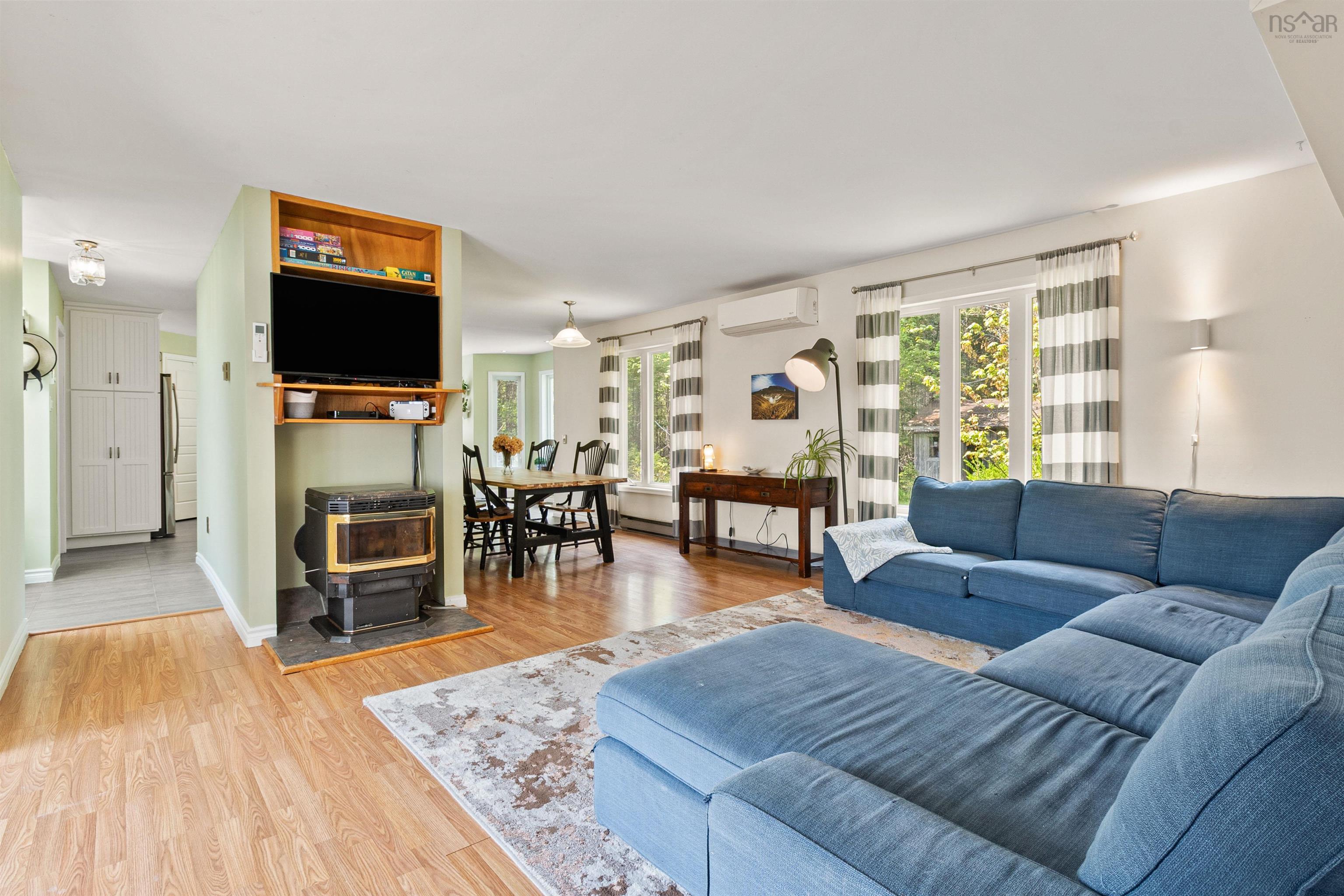 252 Hillside Drive, Boutiliers Point, NS (MLS 202604115)