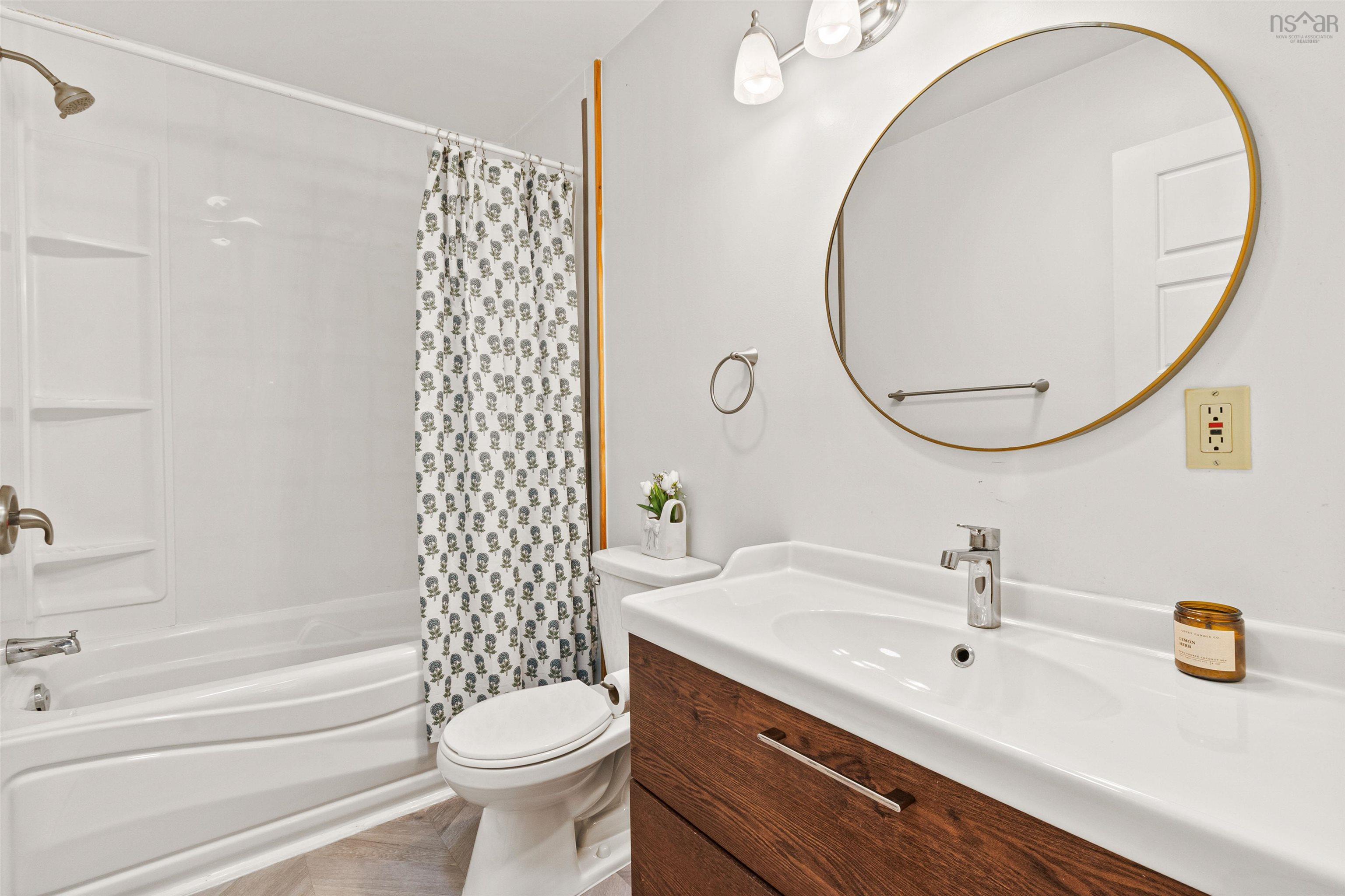 252 Hillside Drive, Boutiliers Point, NS (MLS 202604115)