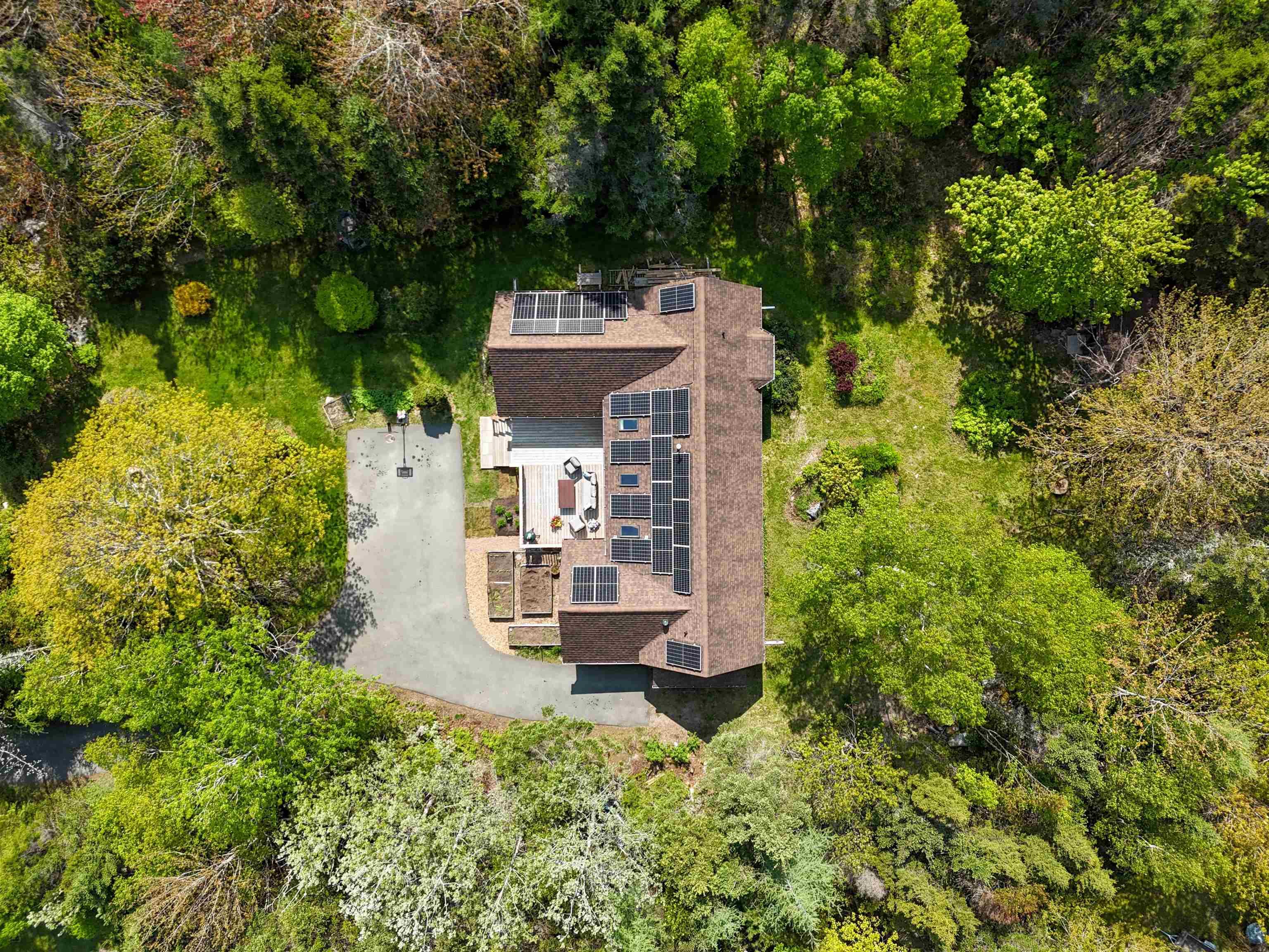 252 Hillside Drive, Boutiliers Point, NS (MLS 202604115)