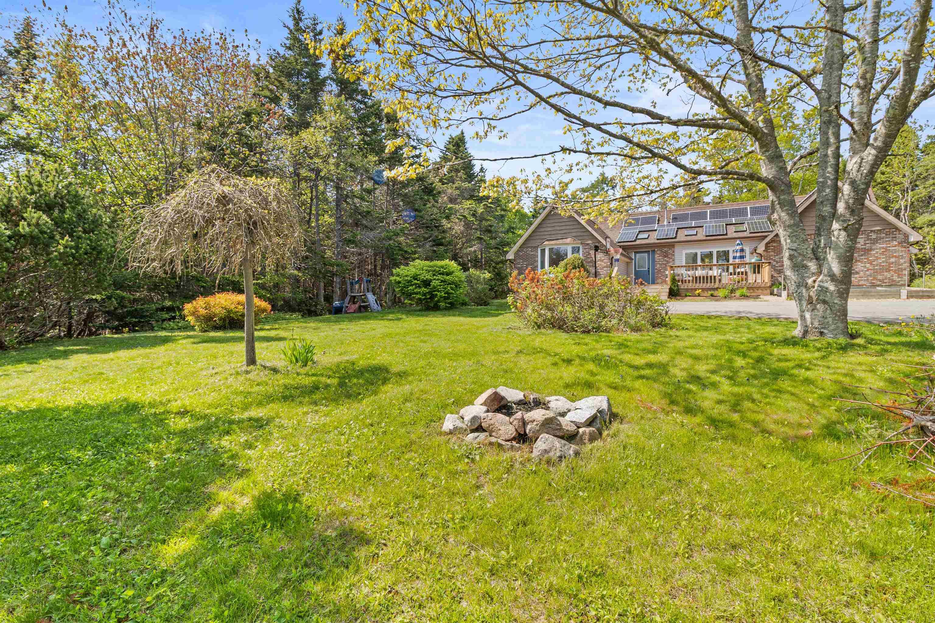 252 Hillside Drive, Boutiliers Point, NS (MLS 202604115)