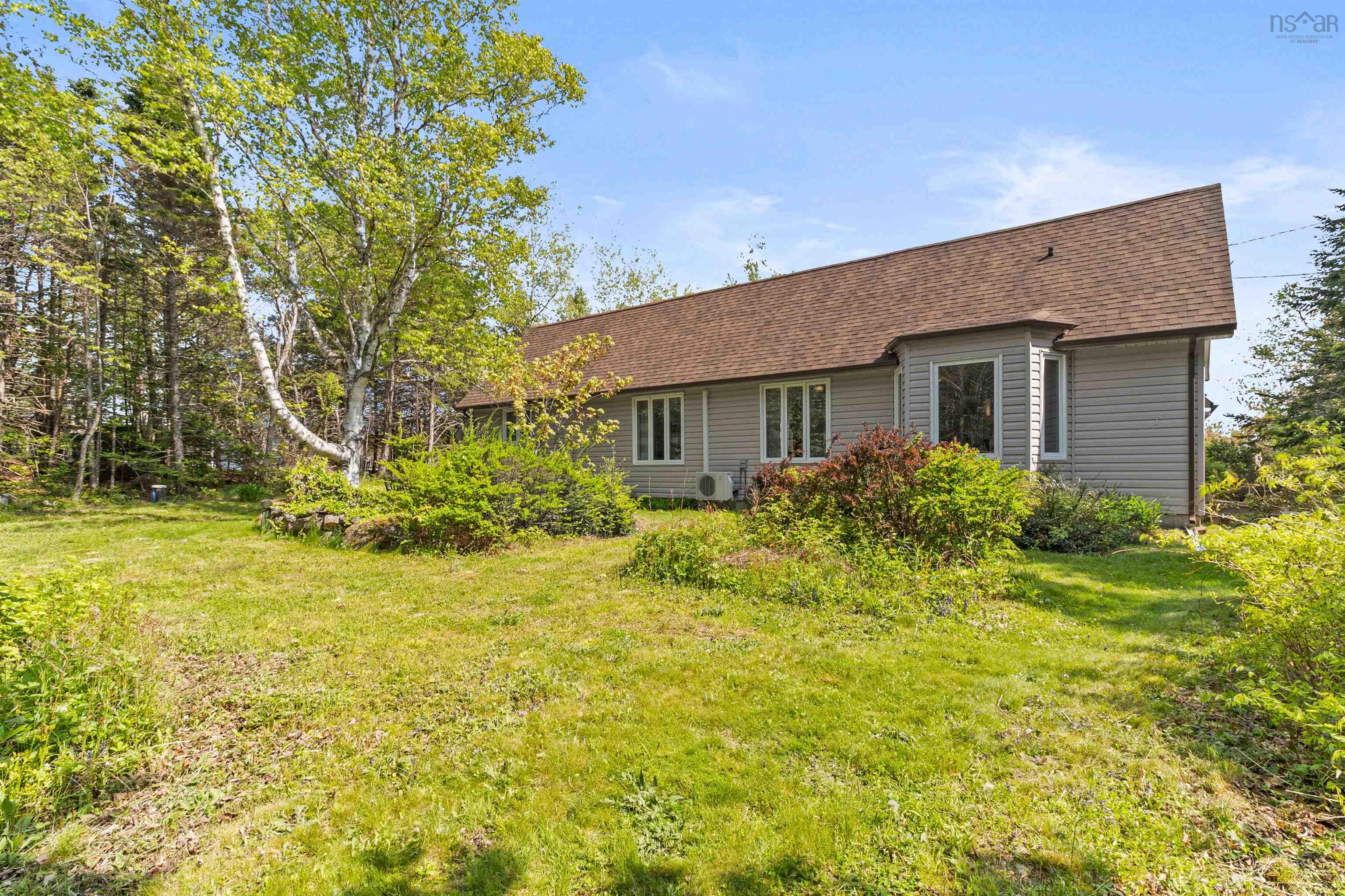 252 Hillside Drive, Boutiliers Point, NS (MLS 202604115)