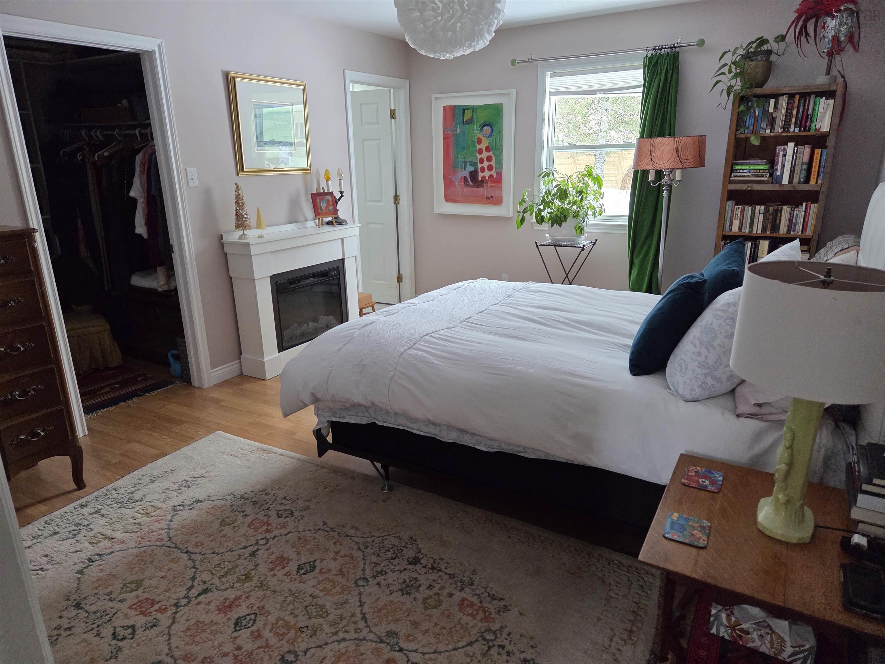 $429,000.00: 36 Eaton Drive, Valley