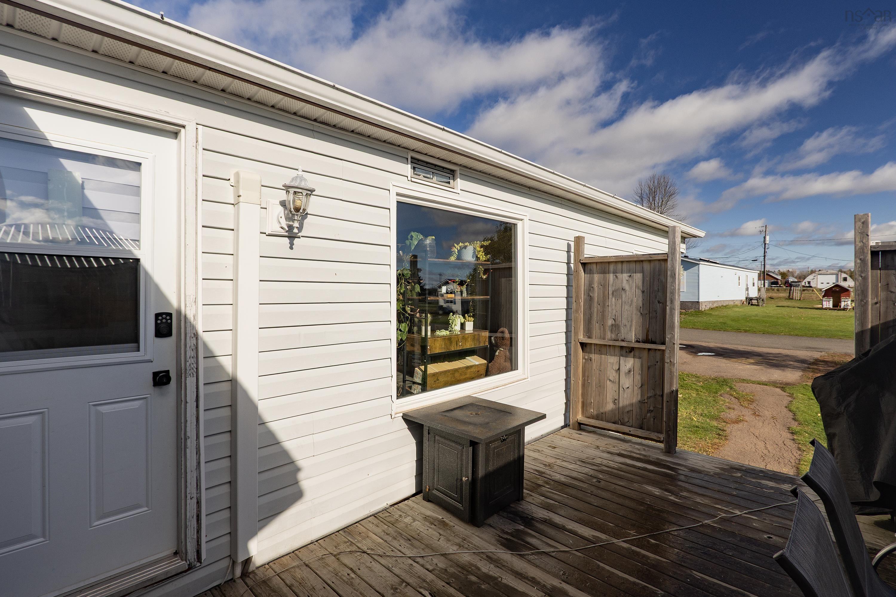 $129,900.00: 30 Brentwood Estates, Amherst