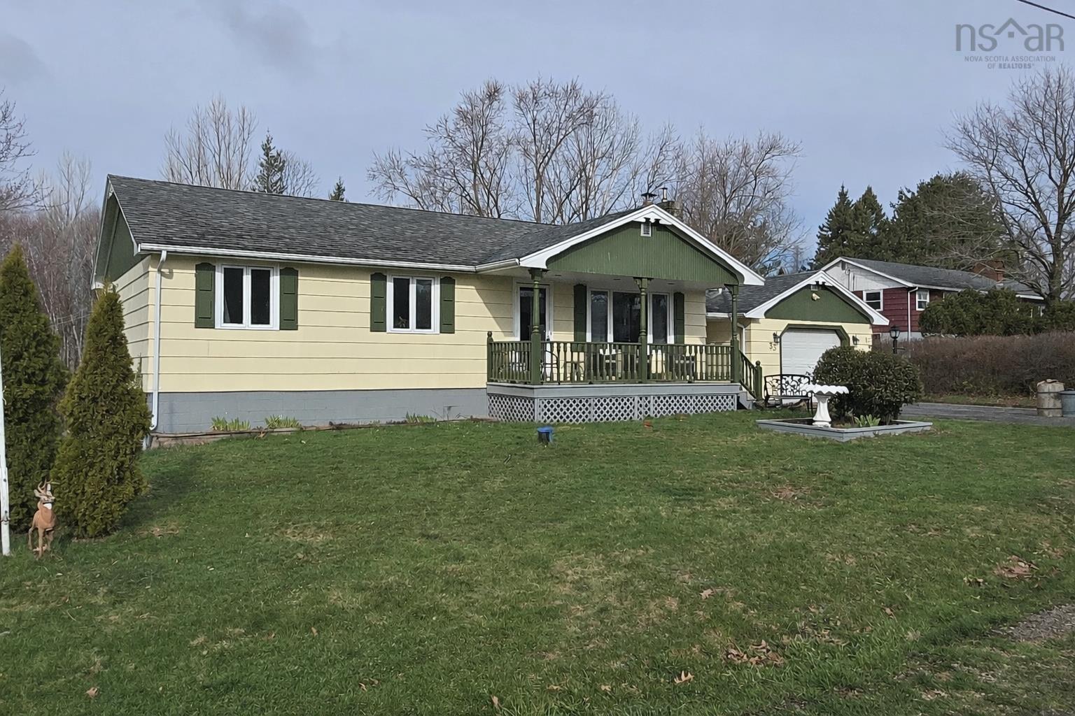 33 Henshaw Drive, Upper Dyke, NS (MLS® 202604125) | Upper Dyke Real Estate | RE/MAX Halifax