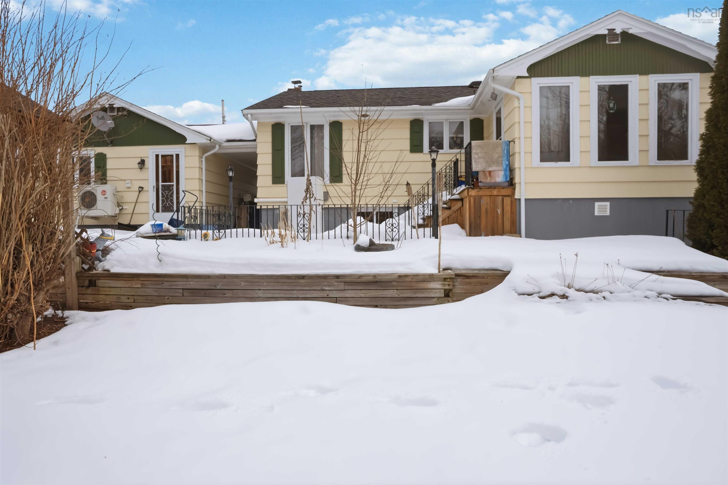 $495,000.00: 33 Henshaw Drive, Upper Dyke