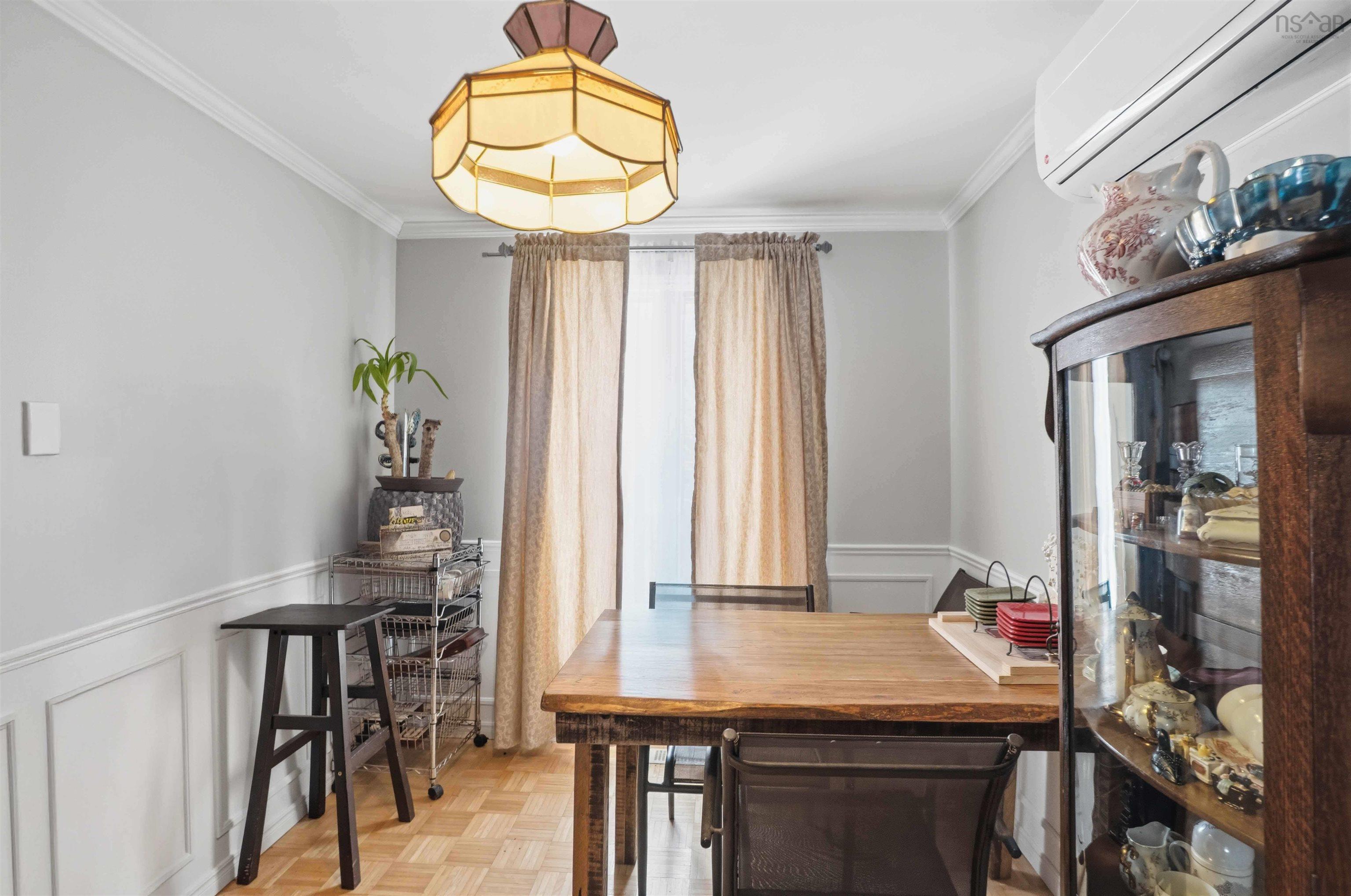 $495,000.00: 33 Henshaw Drive, Upper Dyke