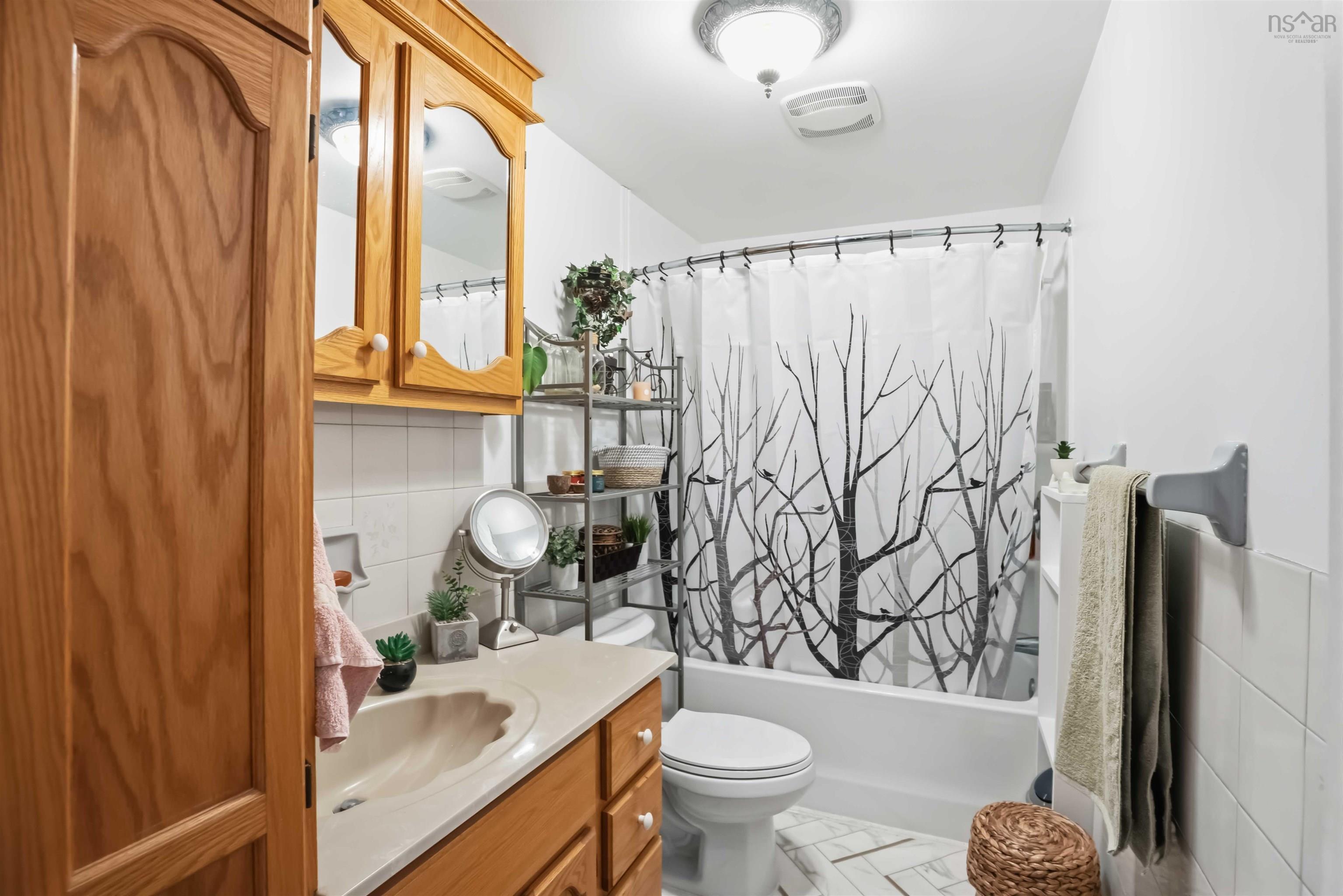 $495,000.00: 33 Henshaw Drive, Upper Dyke