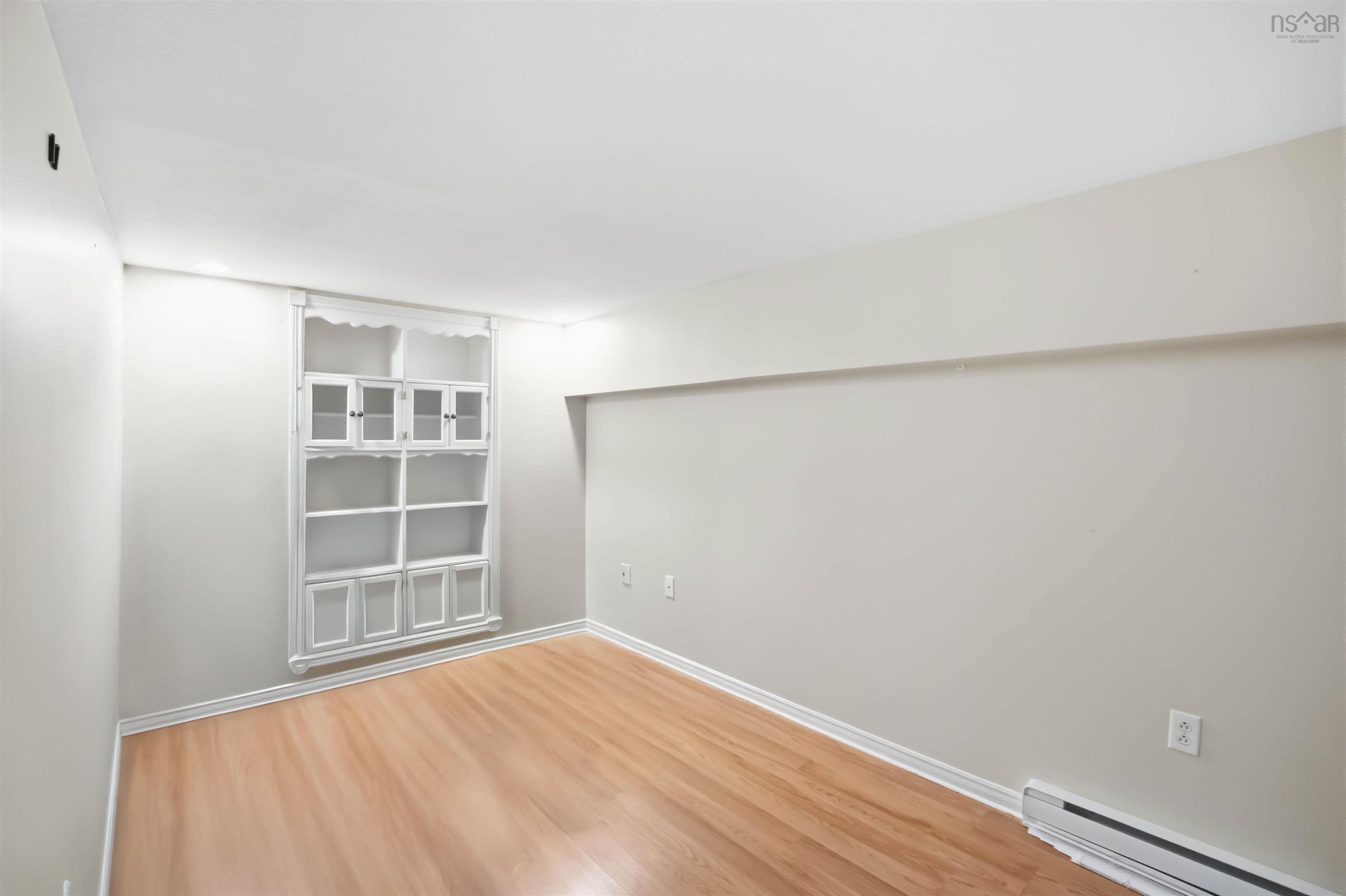 $495,000.00: 33 Henshaw Drive, Upper Dyke