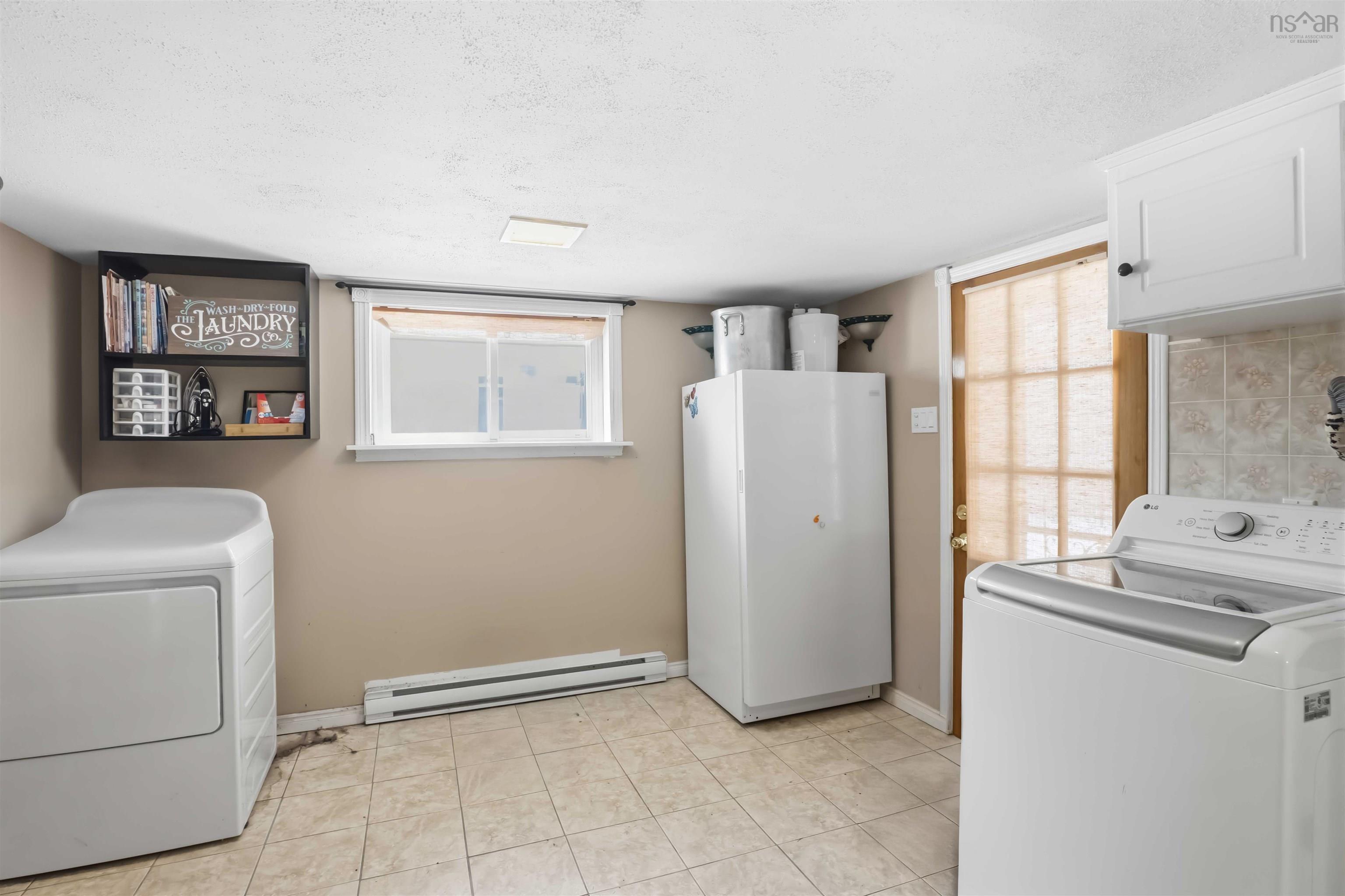 $495,000.00: 33 Henshaw Drive, Upper Dyke