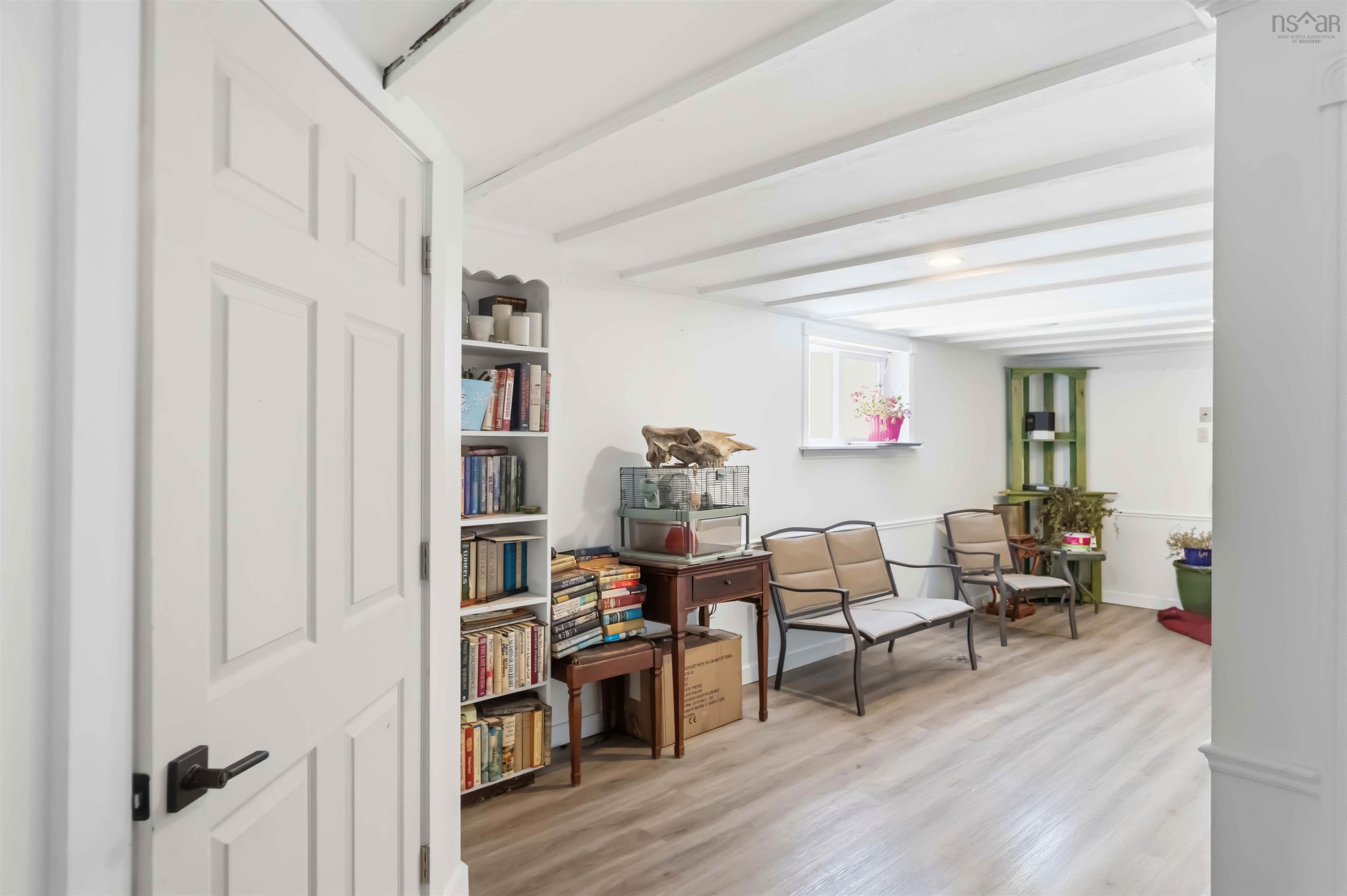 $495,000.00: 33 Henshaw Drive, Upper Dyke