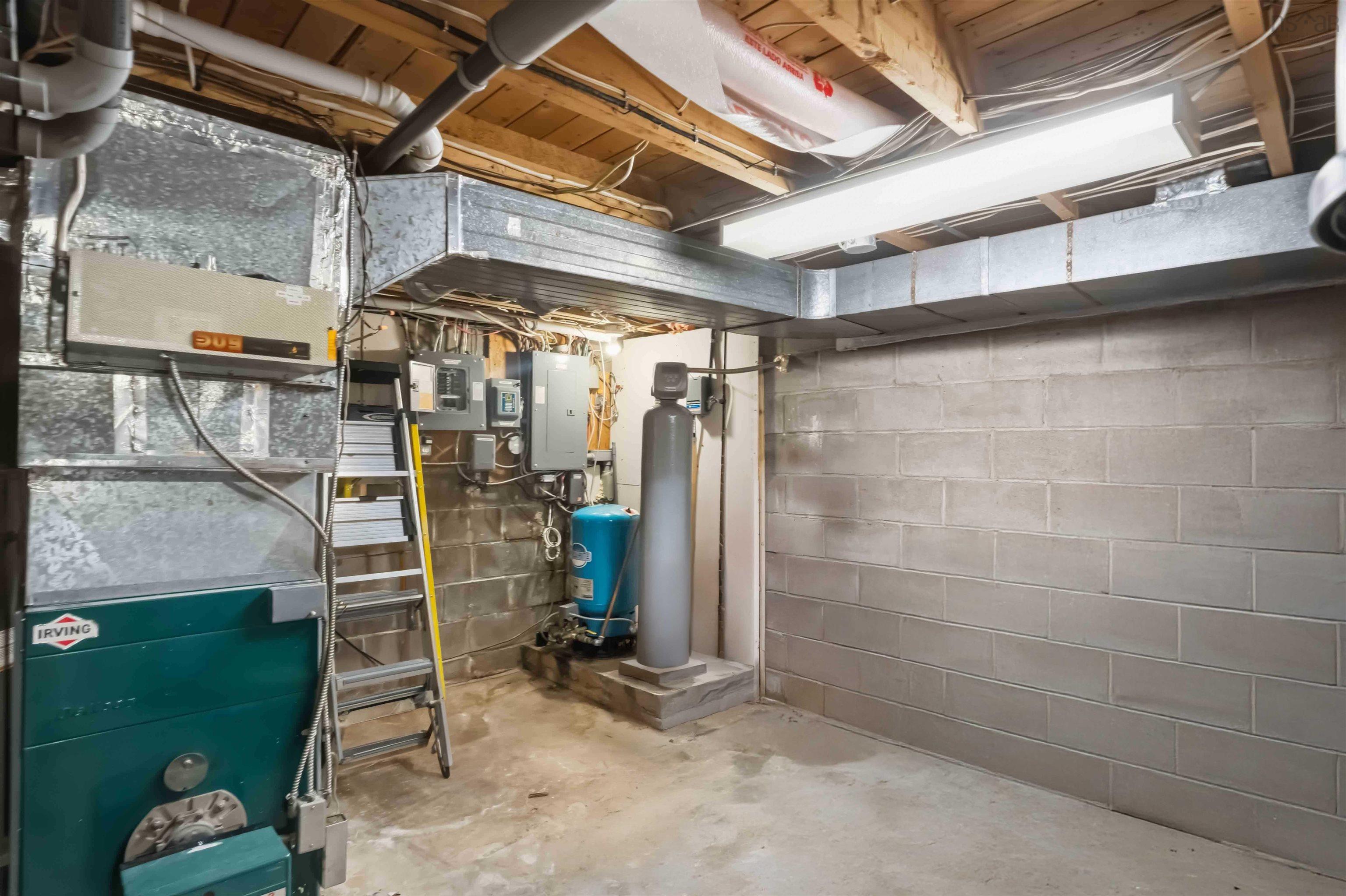 $495,000.00: 33 Henshaw Drive, Upper Dyke