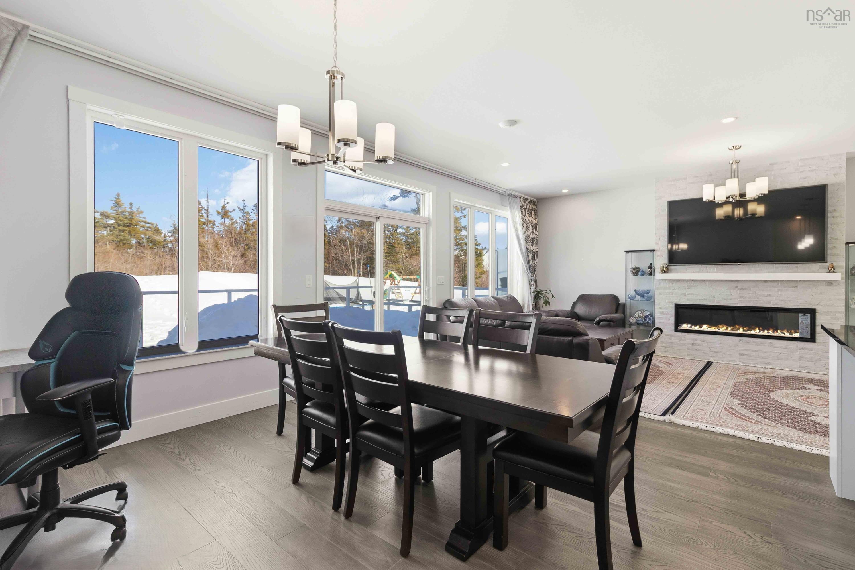 $1,029,900.00: 149 Talus Avenue, Bedford West