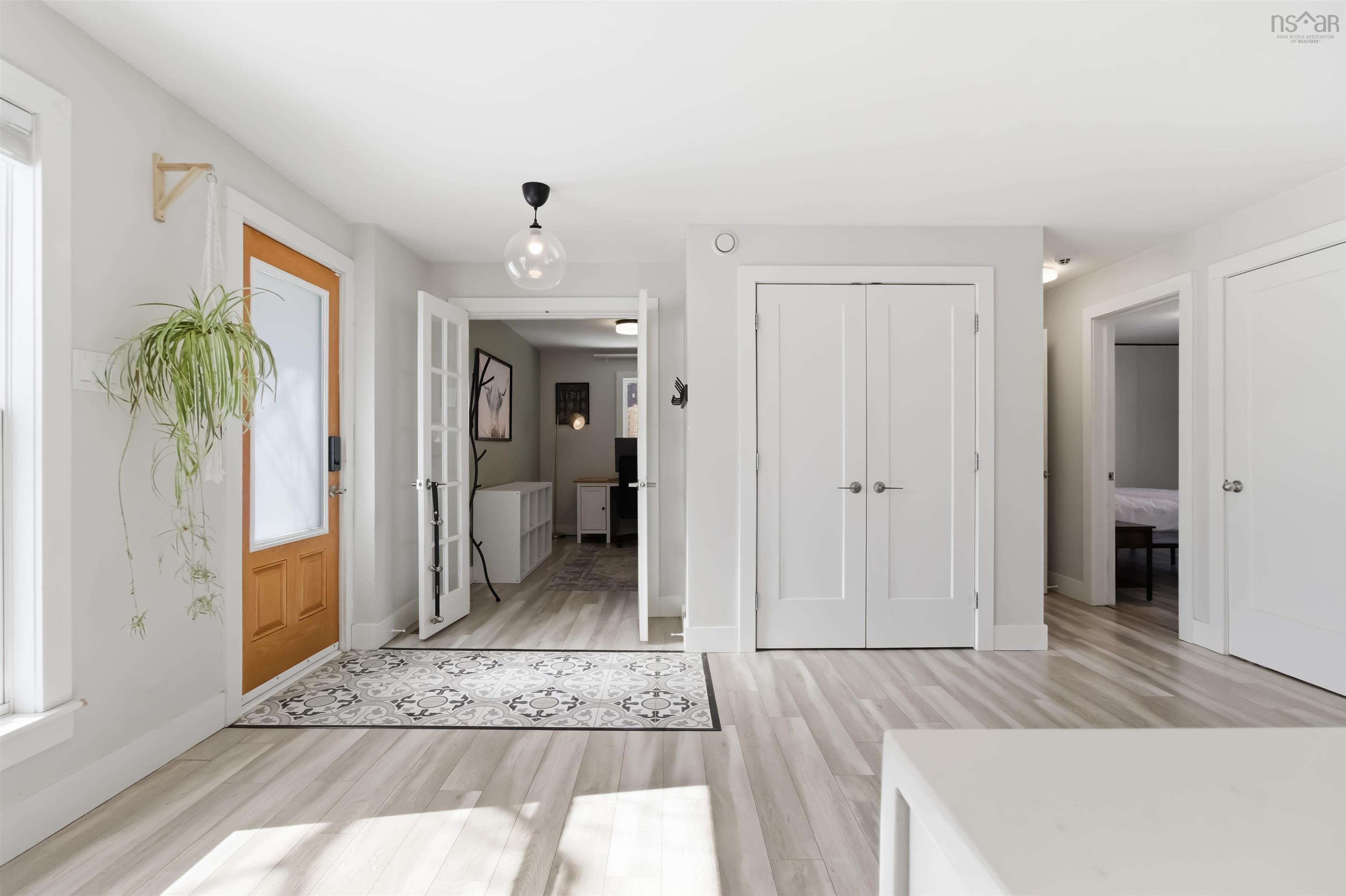 $619,900.00: 51 Hazelholme Drive, Halifax