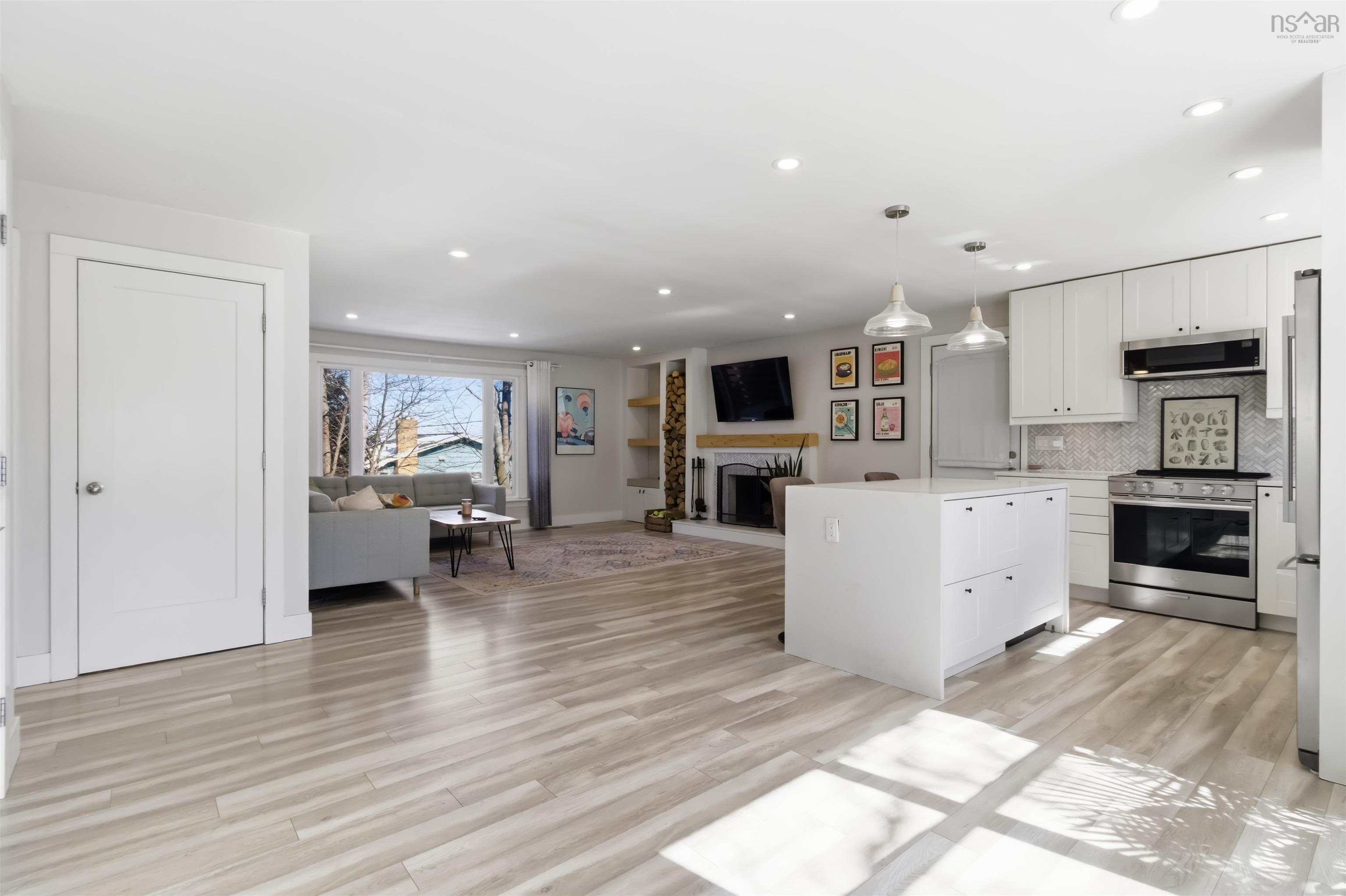 $619,900.00: 51 Hazelholme Drive, Halifax