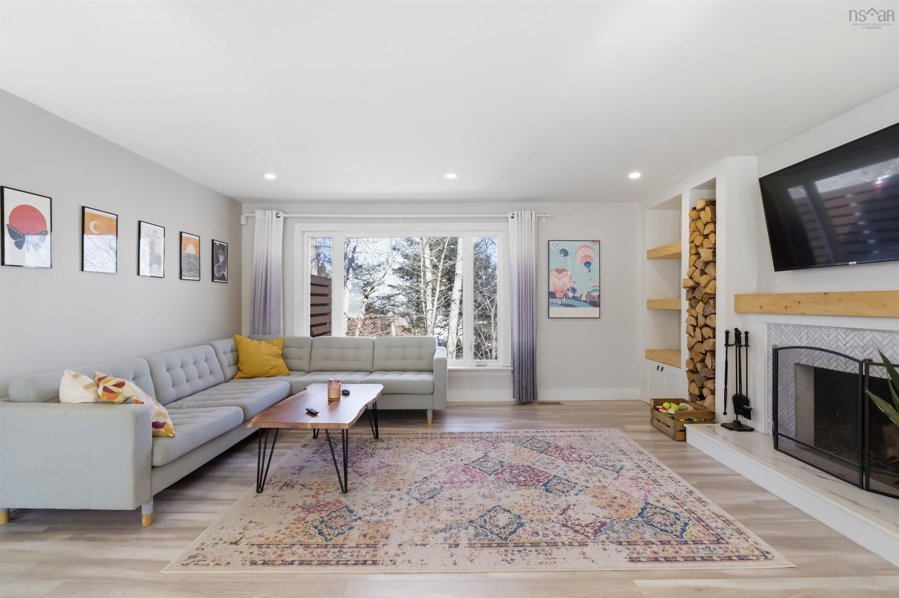 $619,900.00: 51 Hazelholme Drive, Halifax