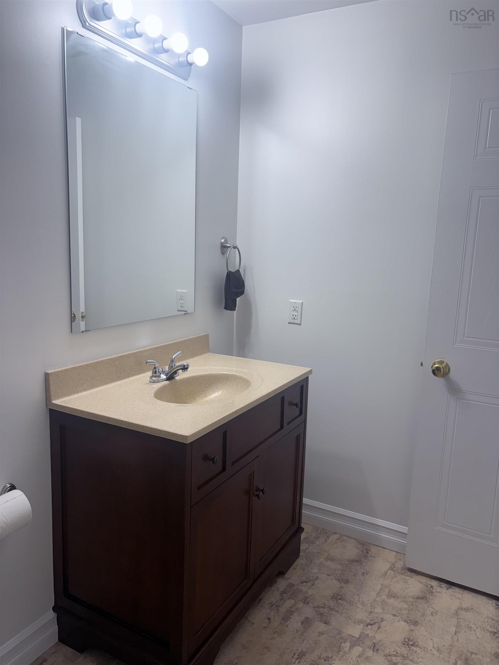 213 79 Collins Grove, Dartmouth, NS (MLS 202604157)