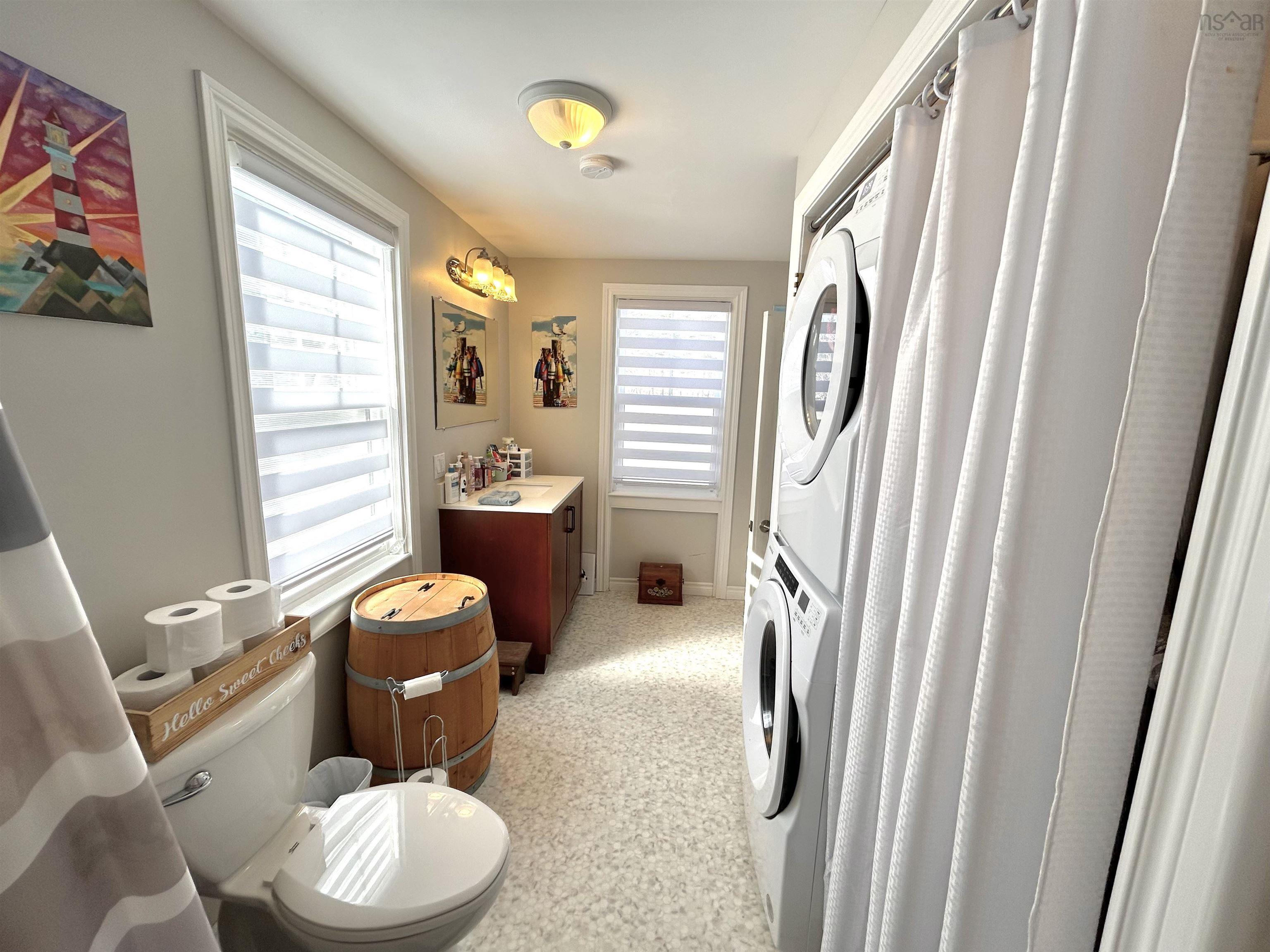 $389,000.00: 2713 Highway 3, Barrington West