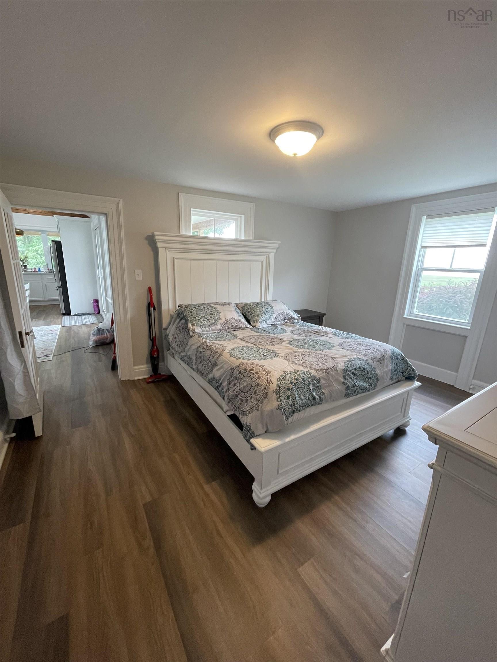 $389,000.00: 2713 Highway 3, Barrington West