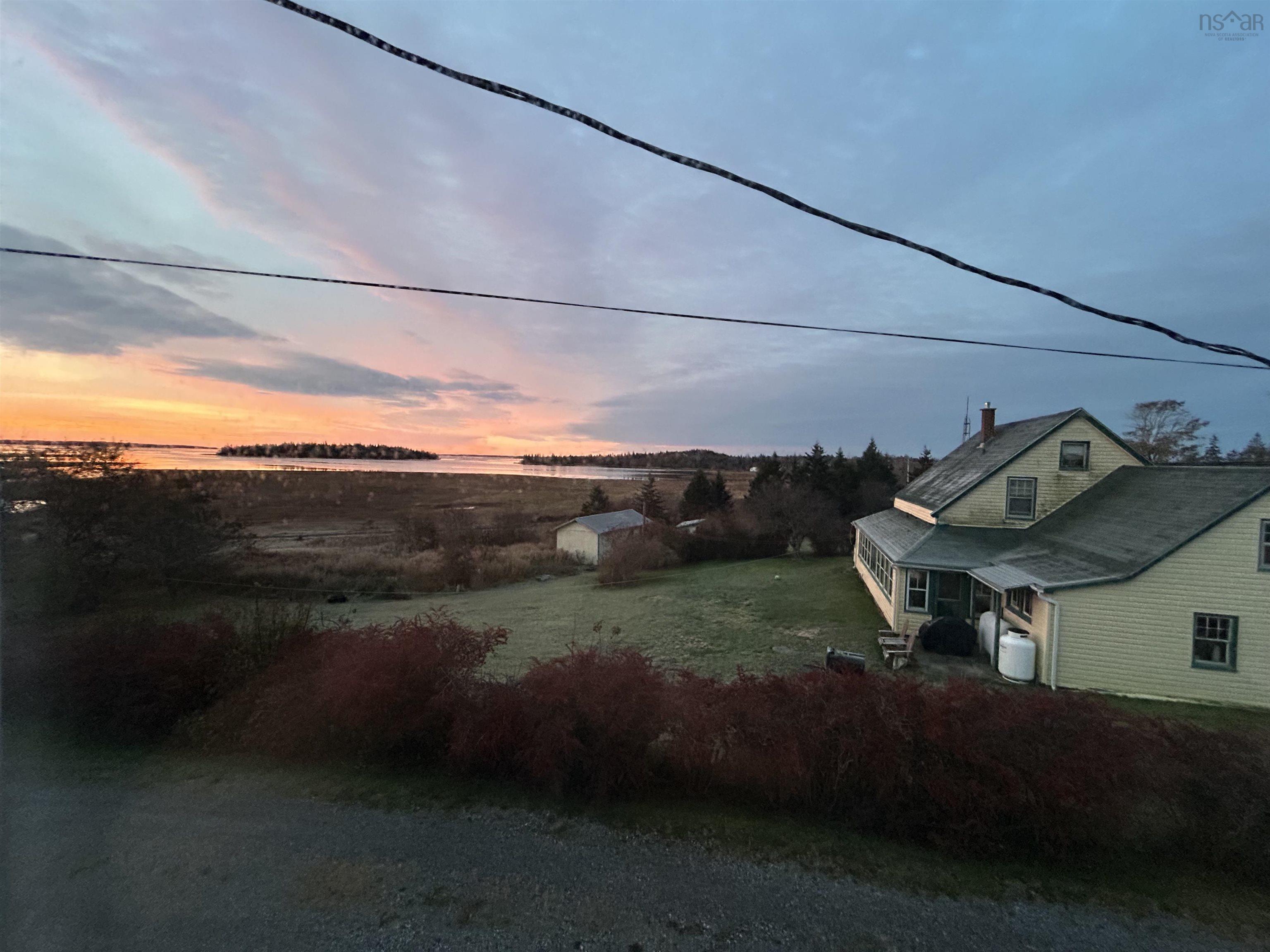 $389,000.00: 2713 Highway 3, Barrington West