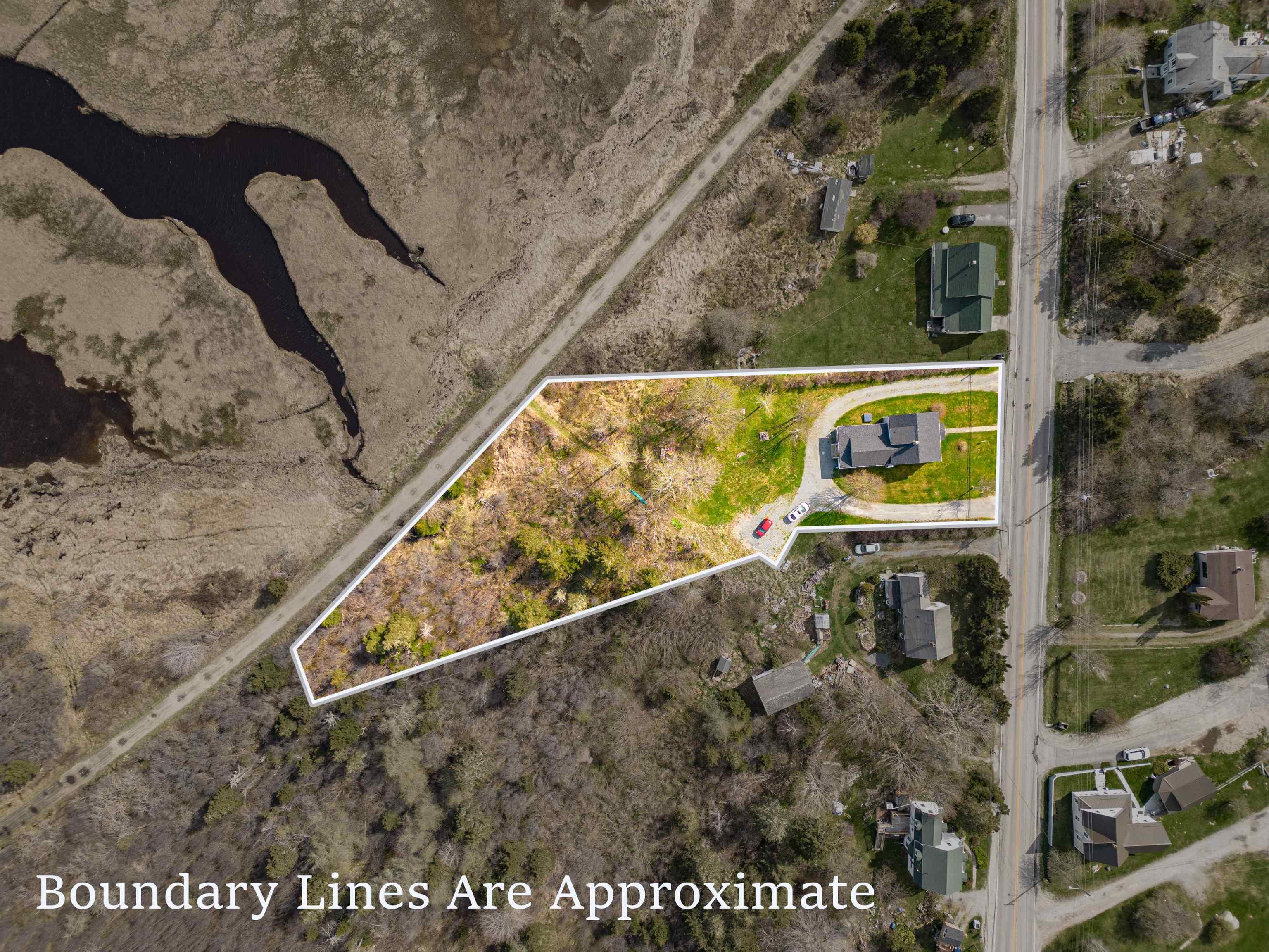 $389,000.00: 2713 Highway 3, Barrington West